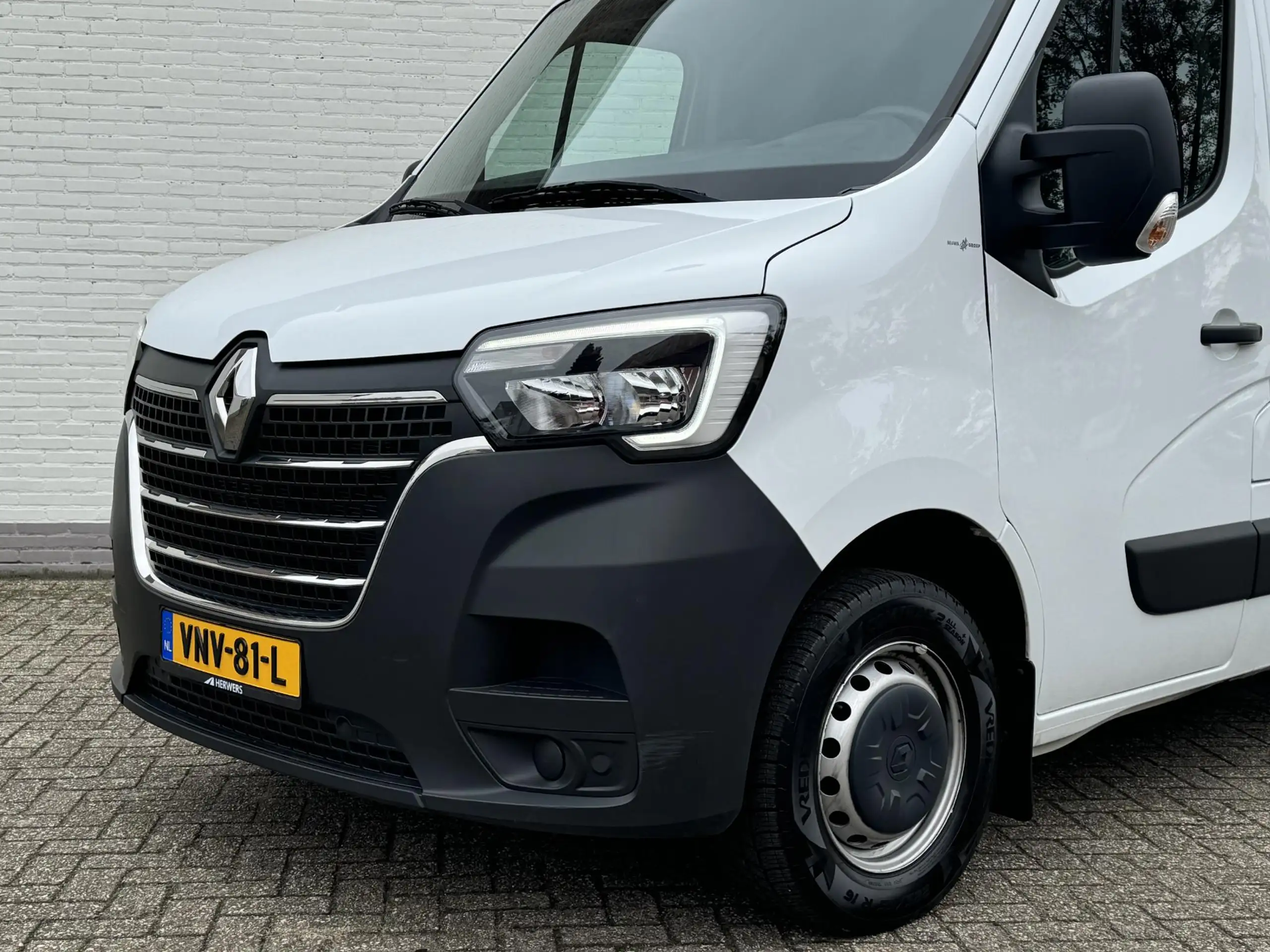 Renault - Master