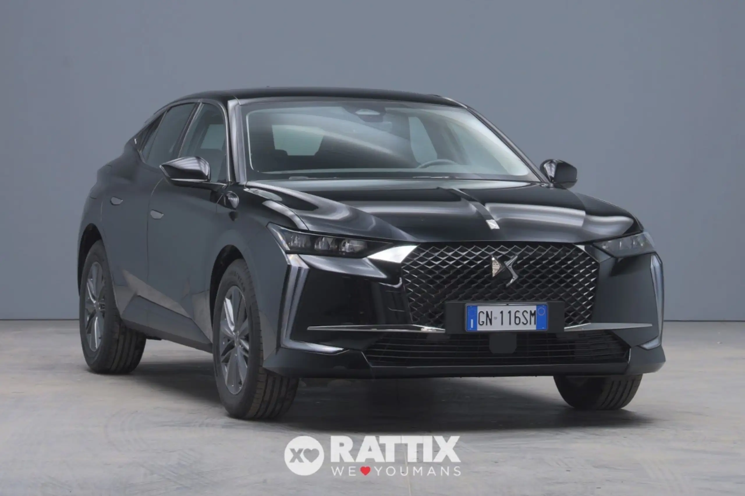 DS Automobiles - DS 4