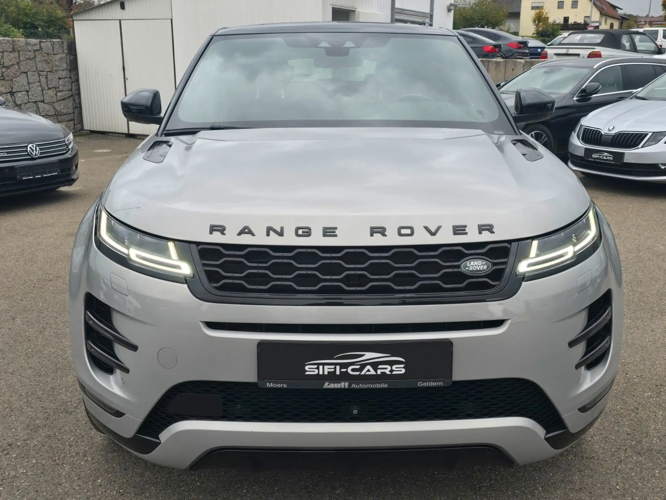 Land Rover - Range Rover Evoque