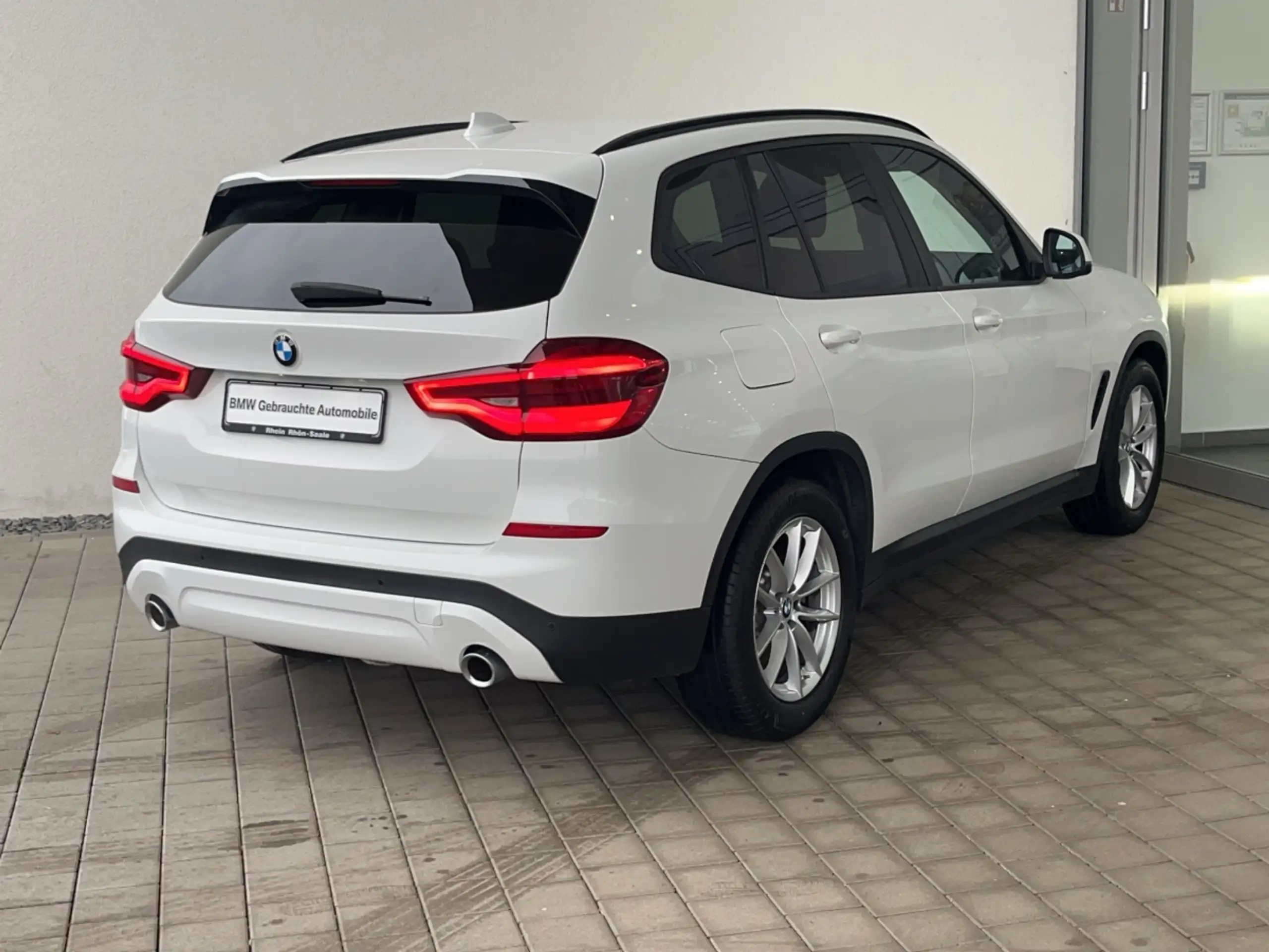 BMW - X3