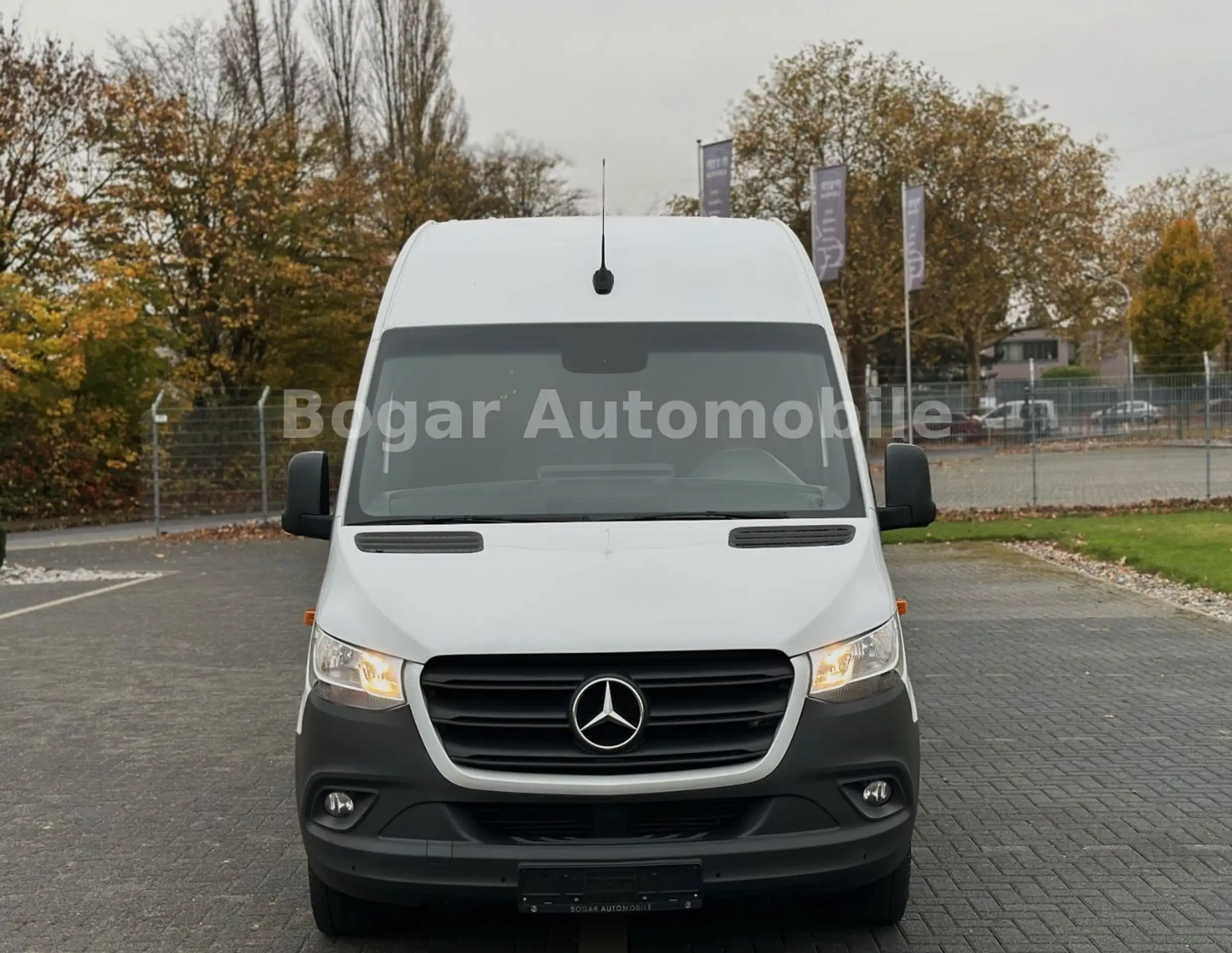 Mercedes-Benz - Sprinter