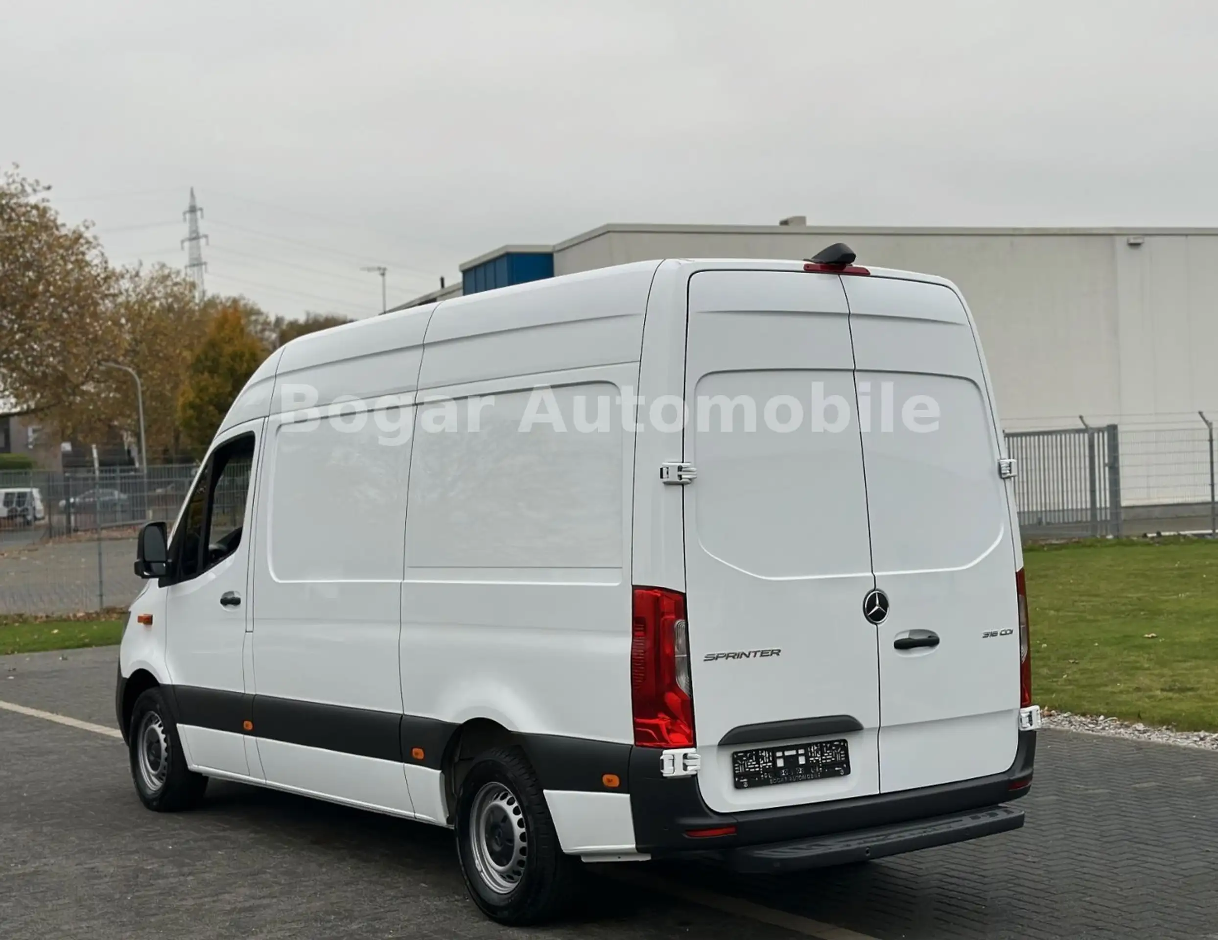 Mercedes-Benz - Sprinter