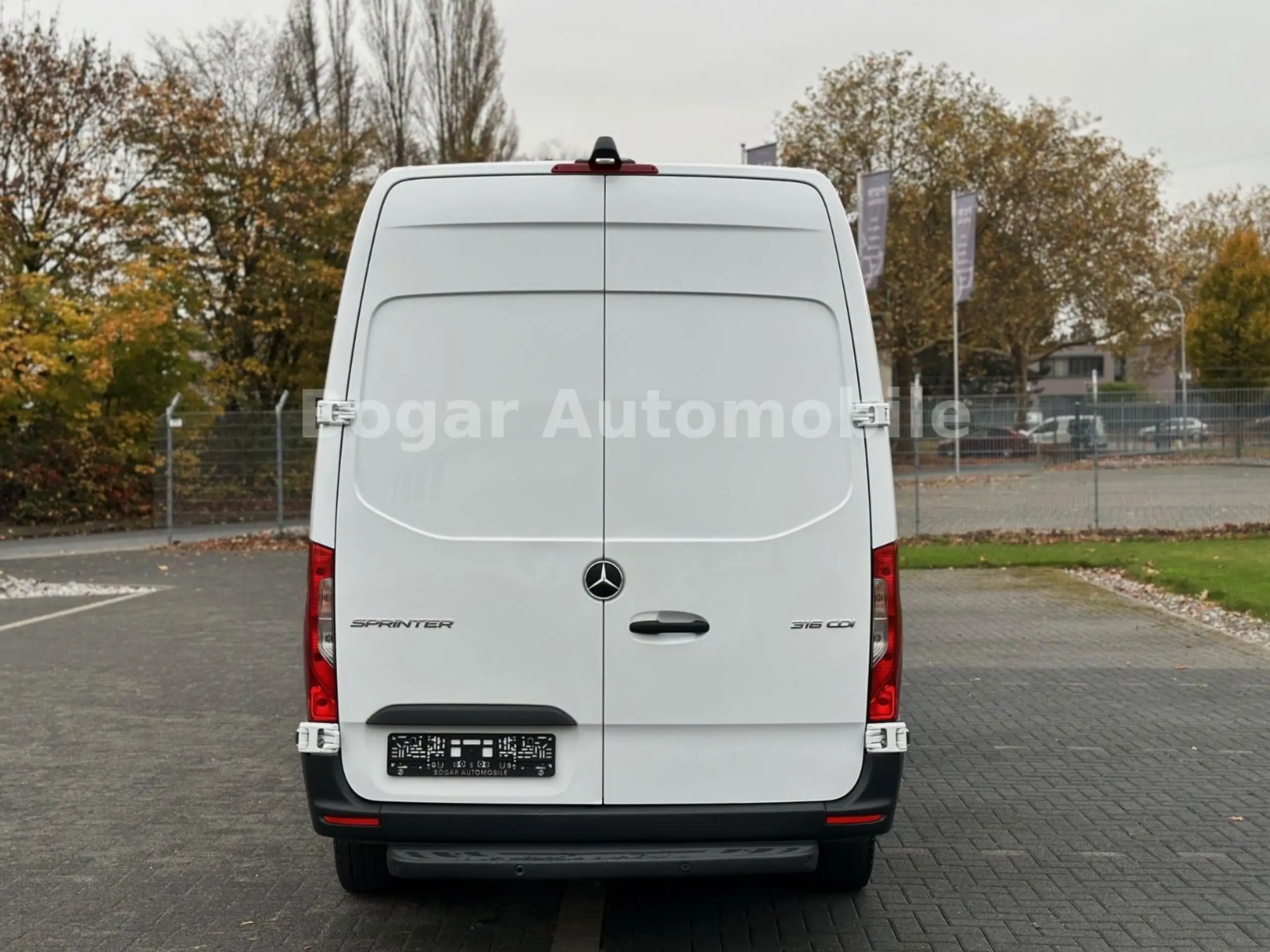 Mercedes-Benz - Sprinter