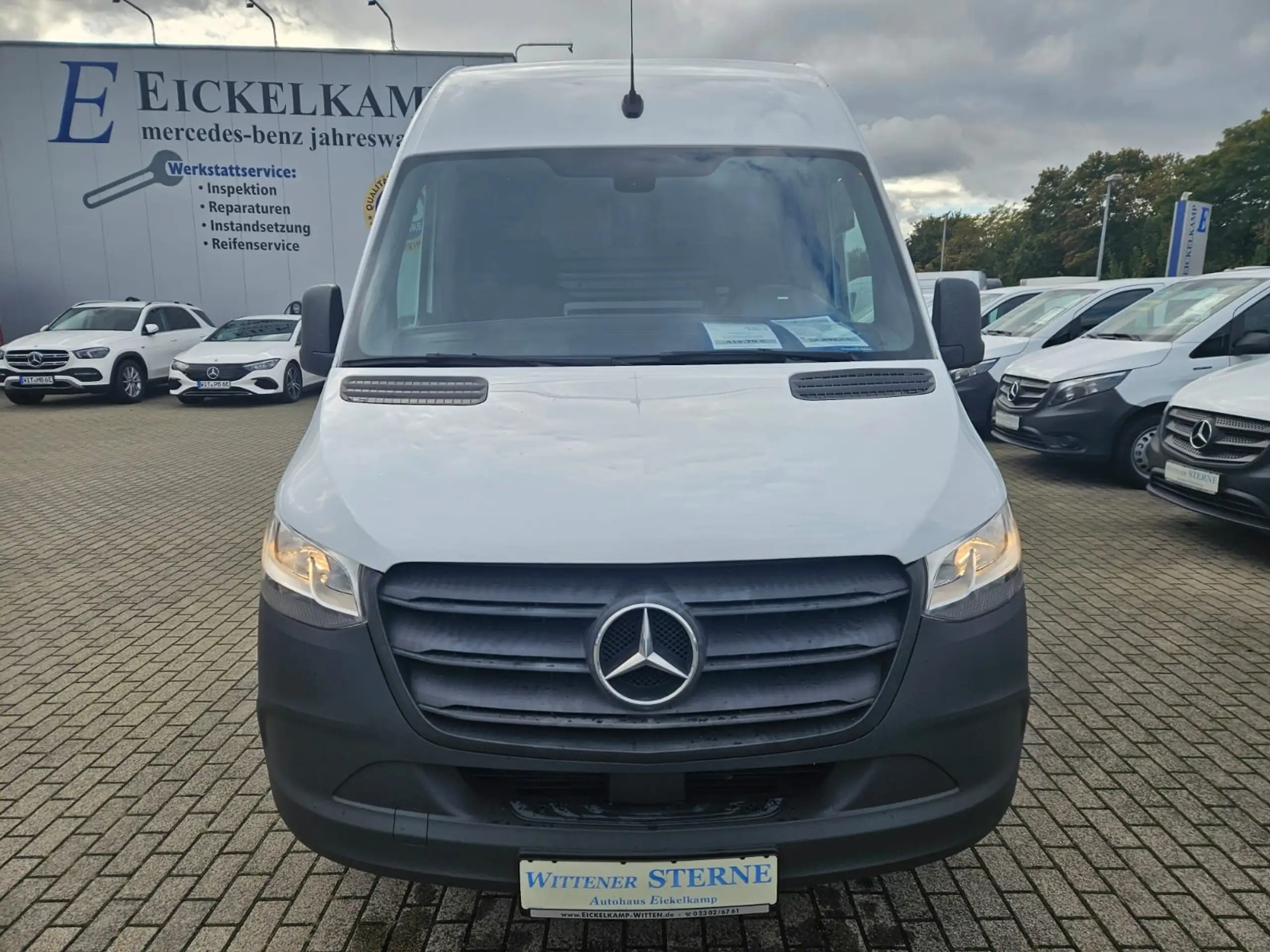 Mercedes-Benz - Sprinter