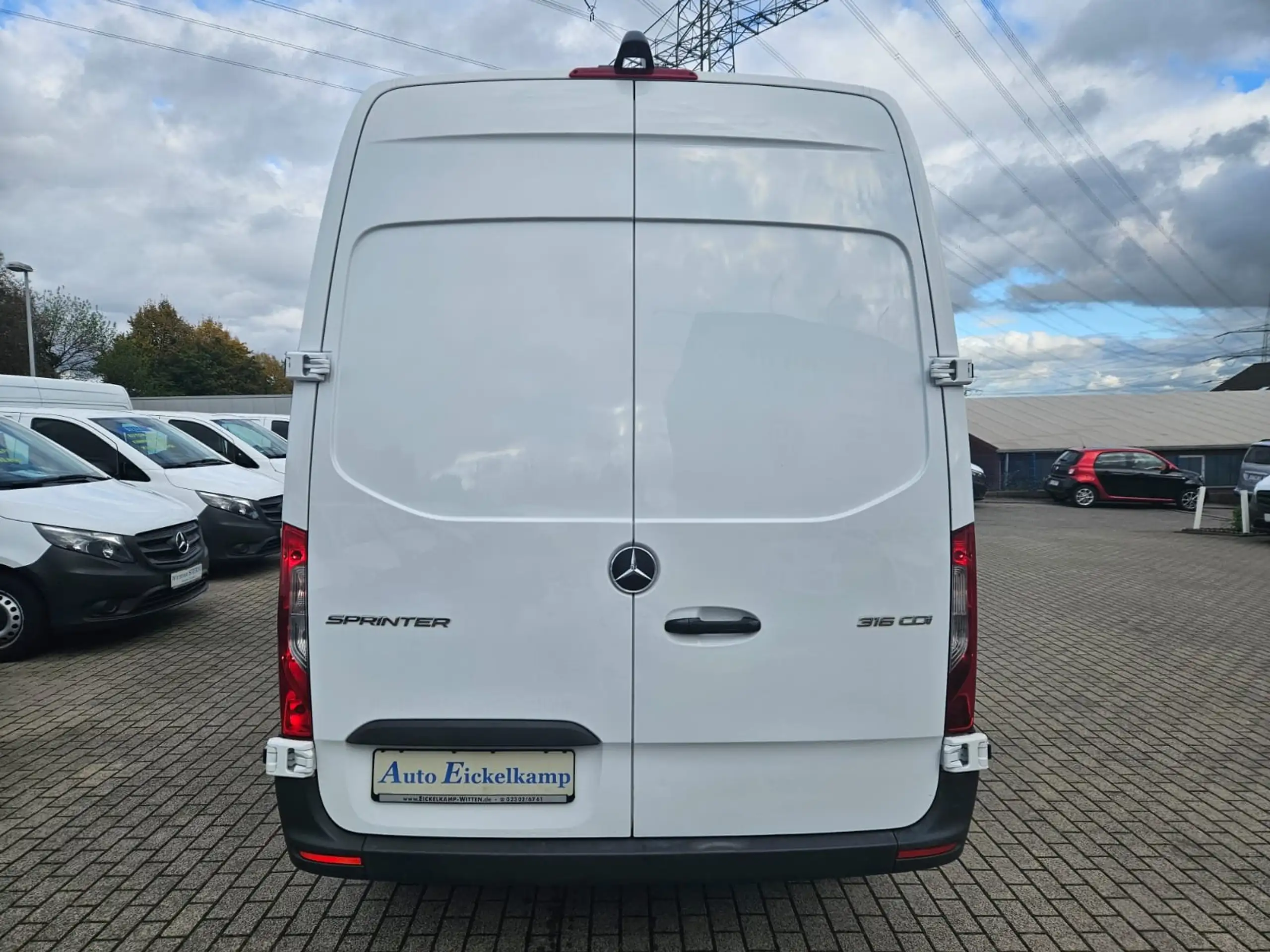 Mercedes-Benz - Sprinter