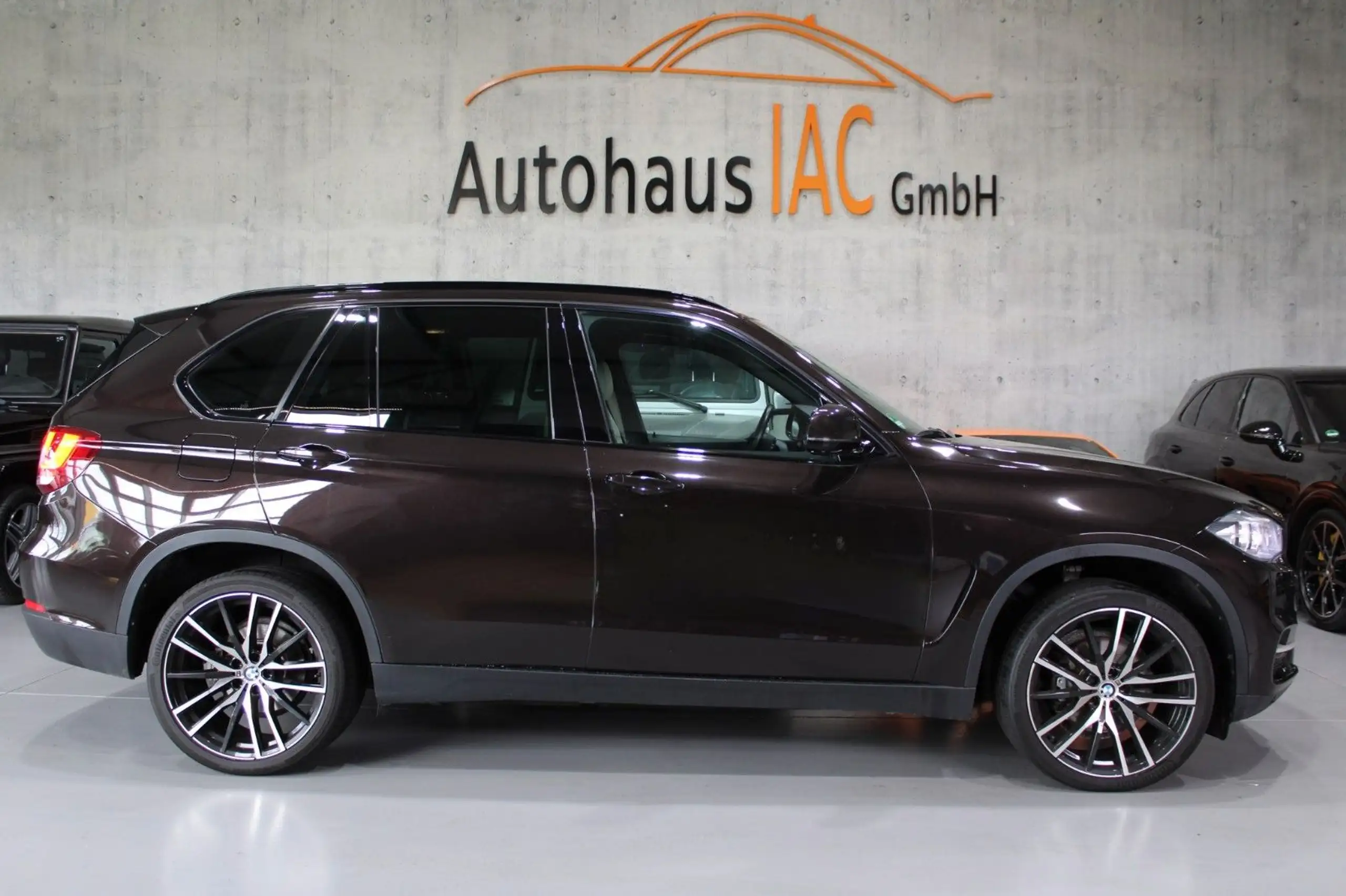 BMW - X5