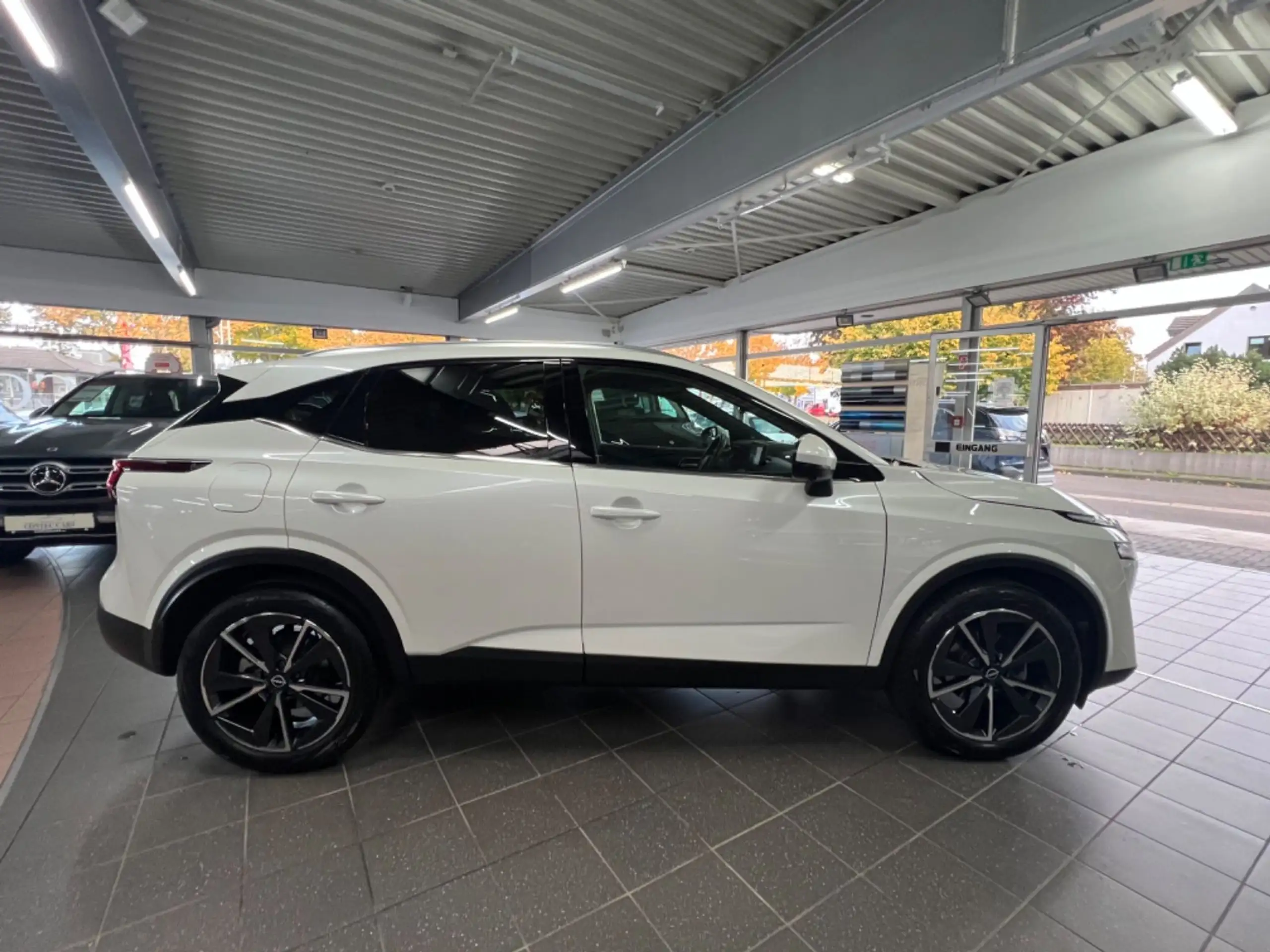 Nissan - Qashqai