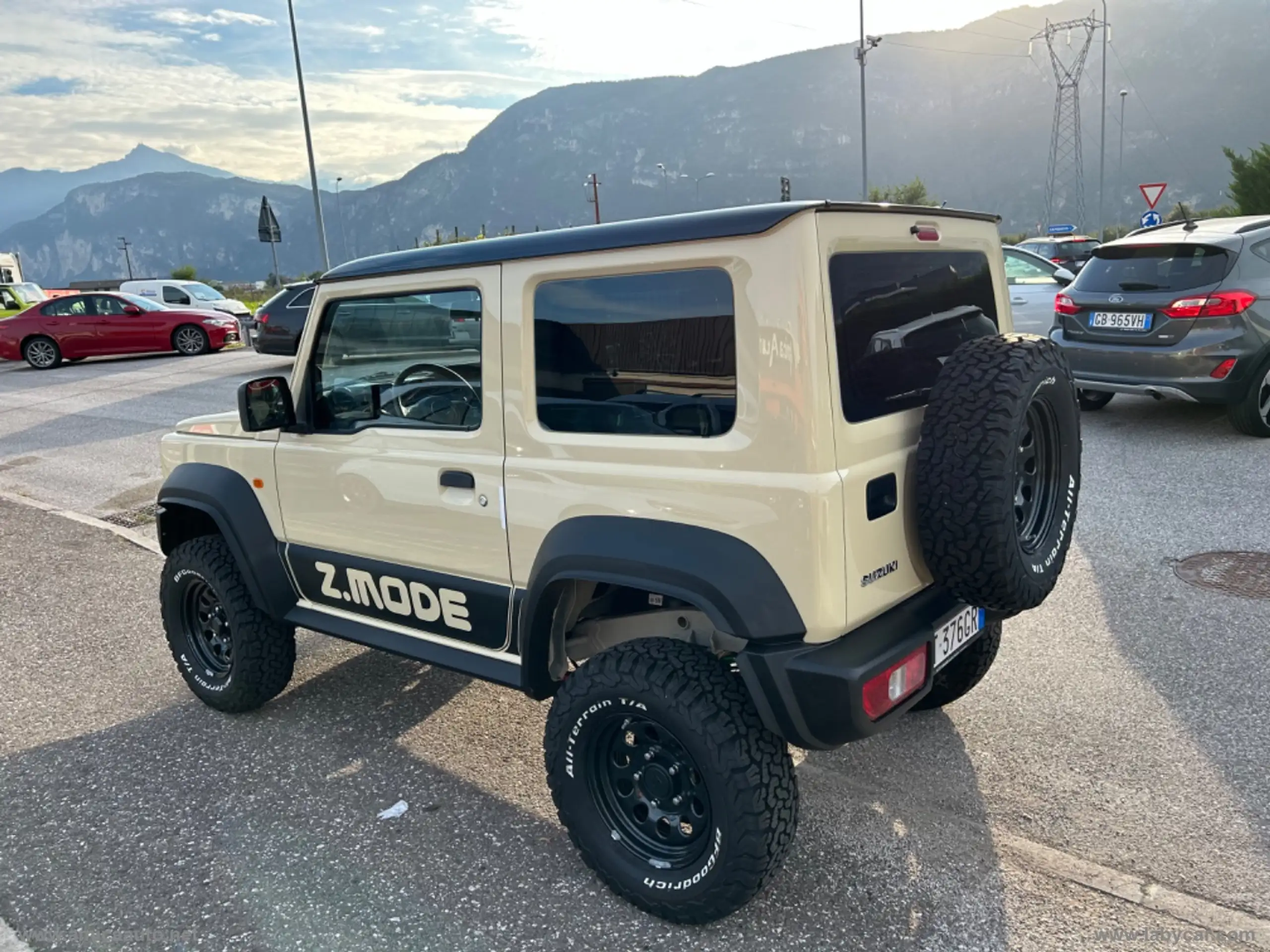 Suzuki - Jimny