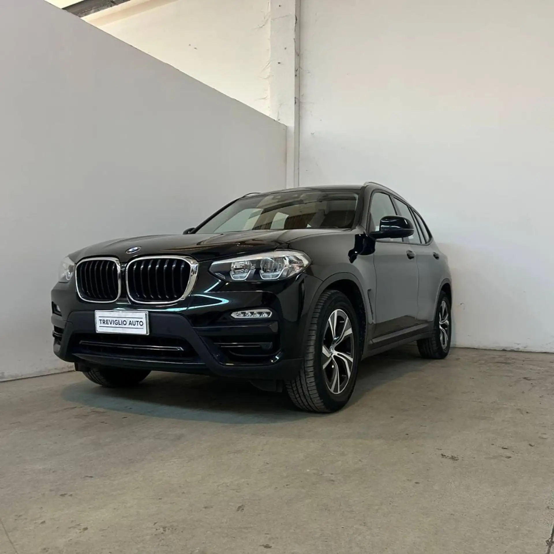 BMW - X3