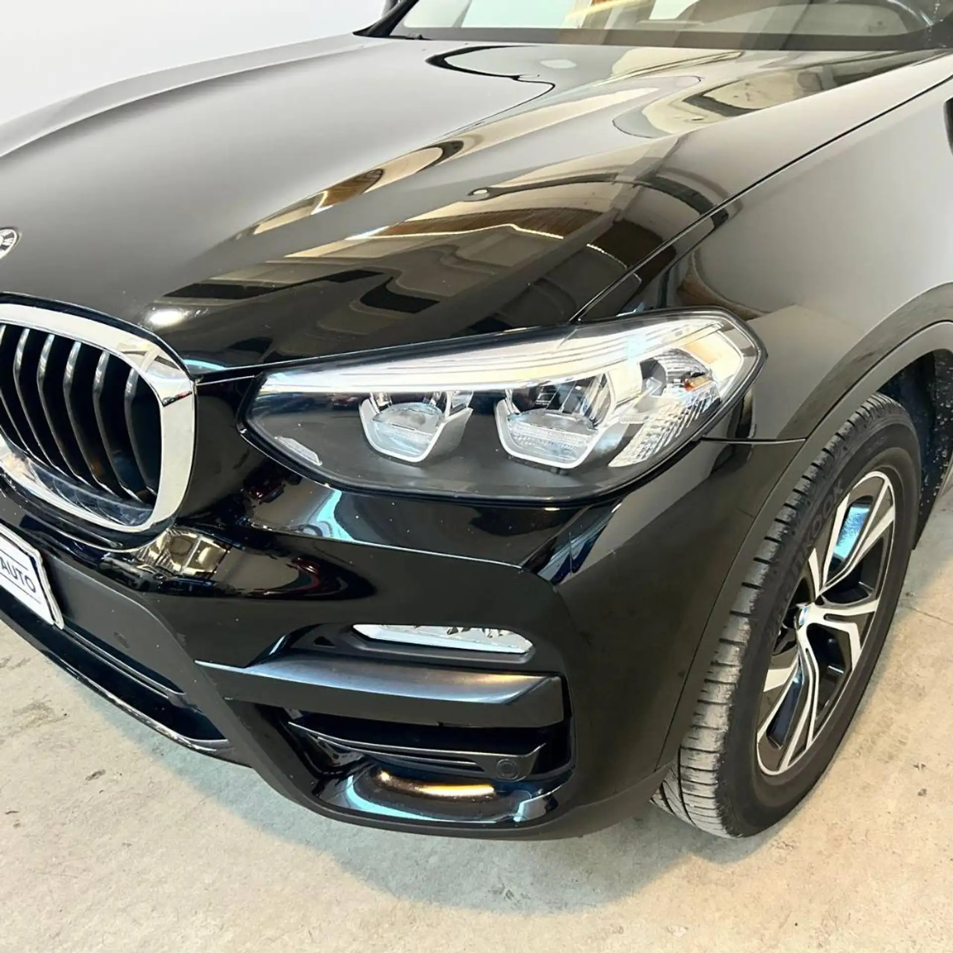 BMW - X3