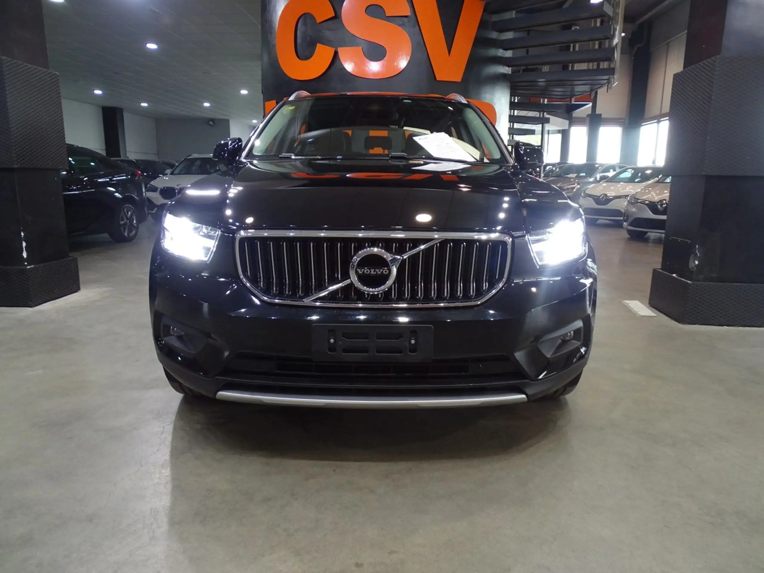 Volvo - XC40