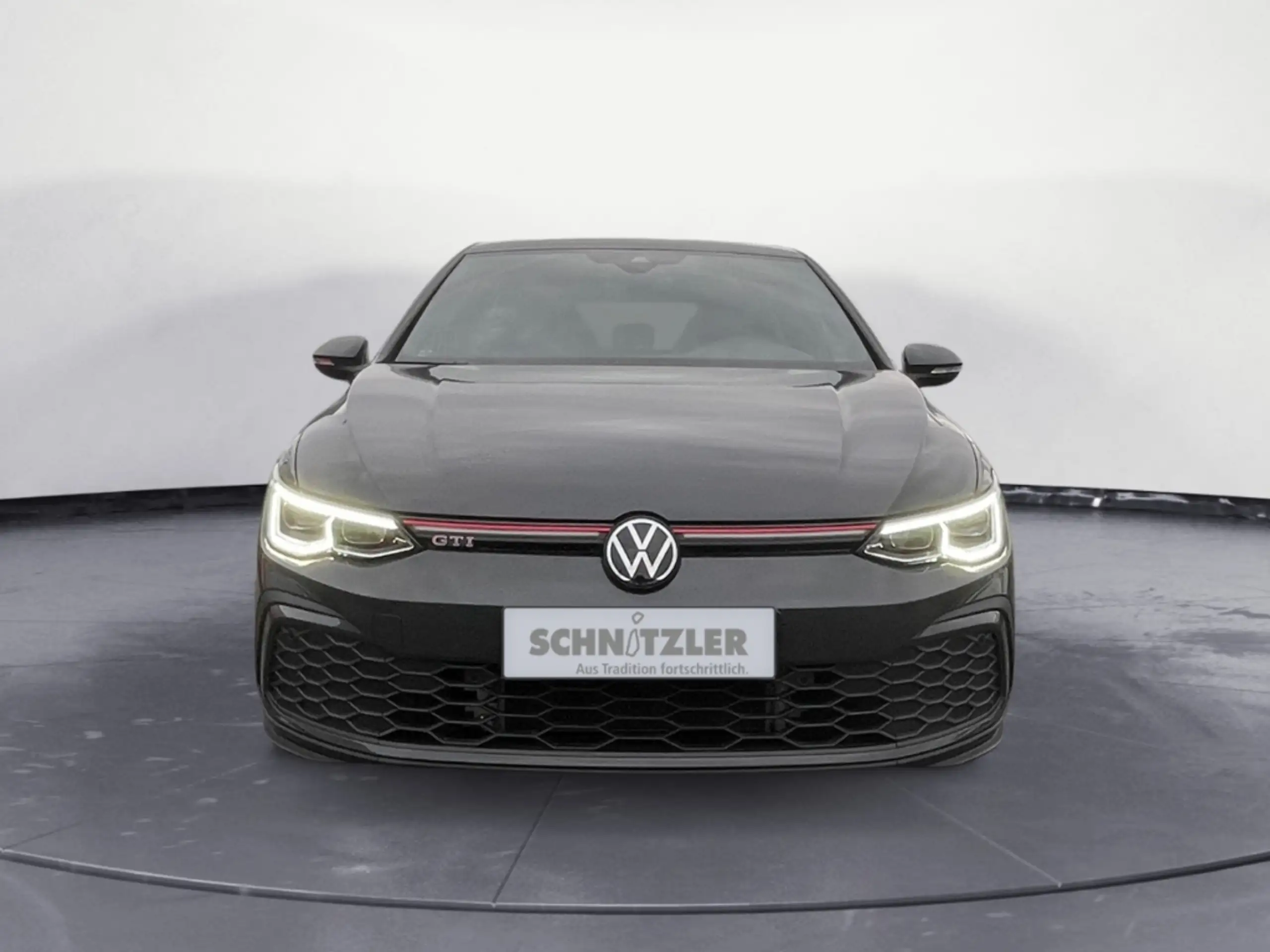 Volkswagen - Golf GTI