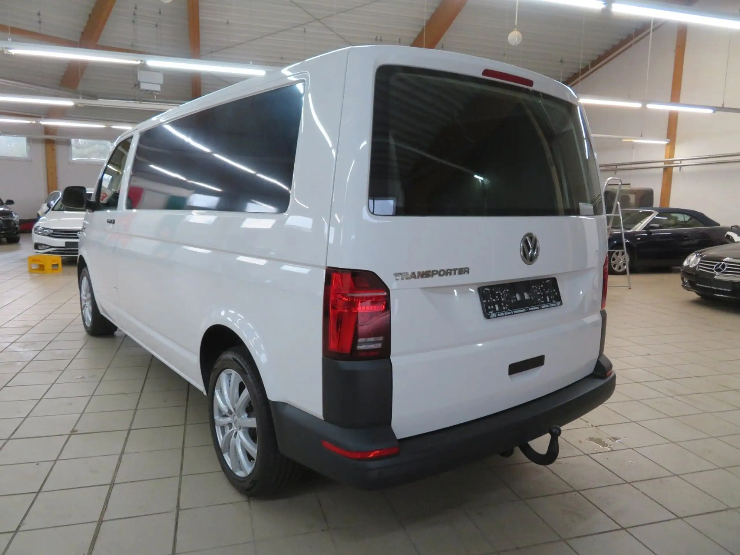 Volkswagen - T6 Transporter