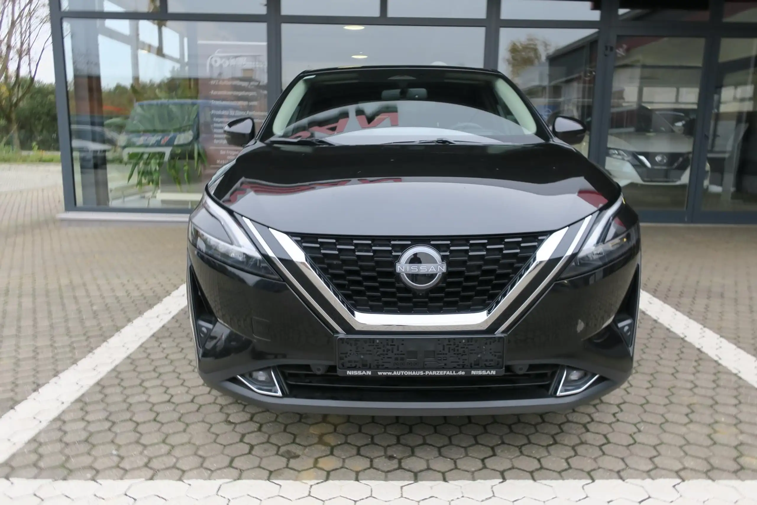 Nissan - Qashqai