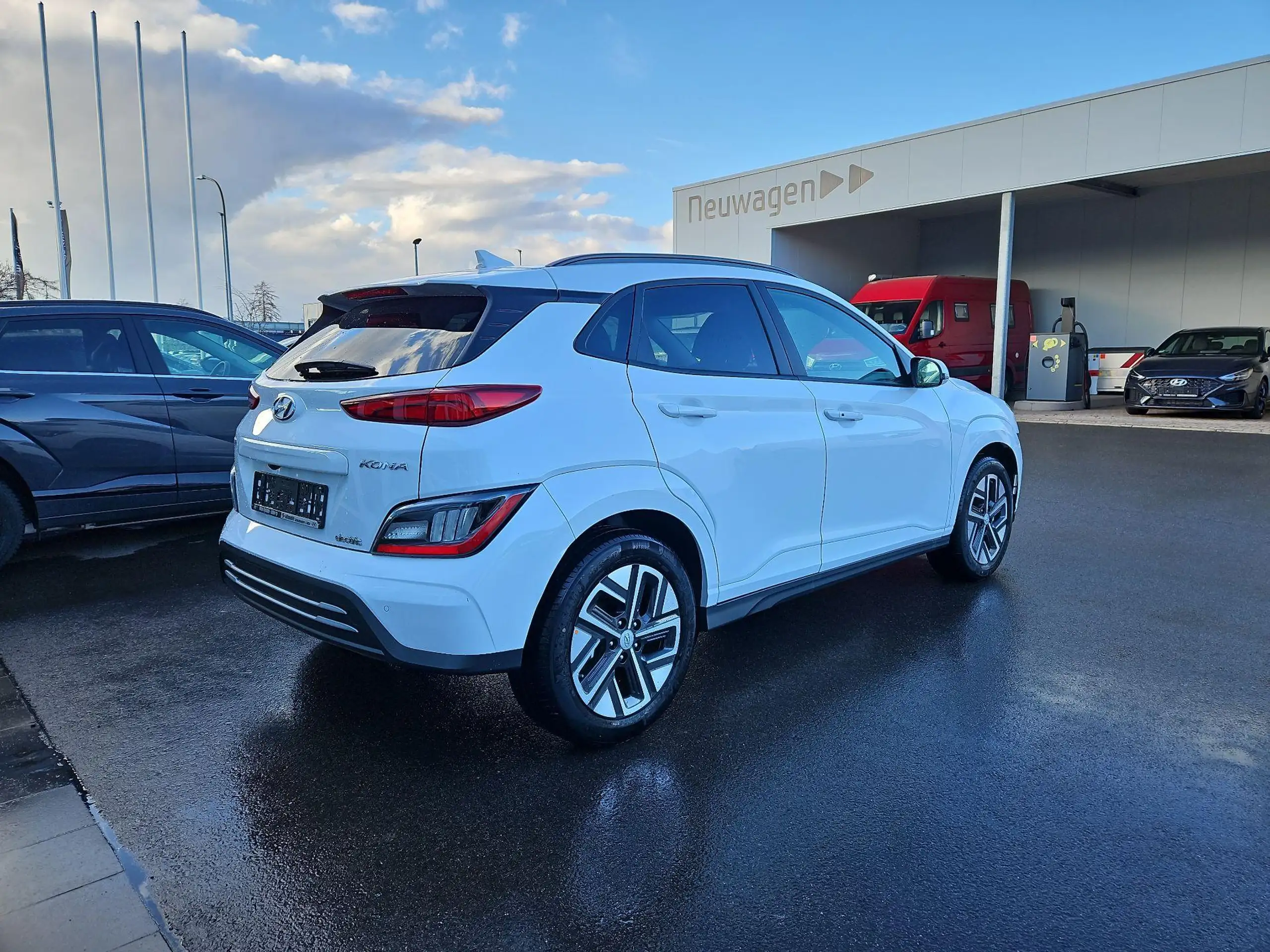 Hyundai - KONA