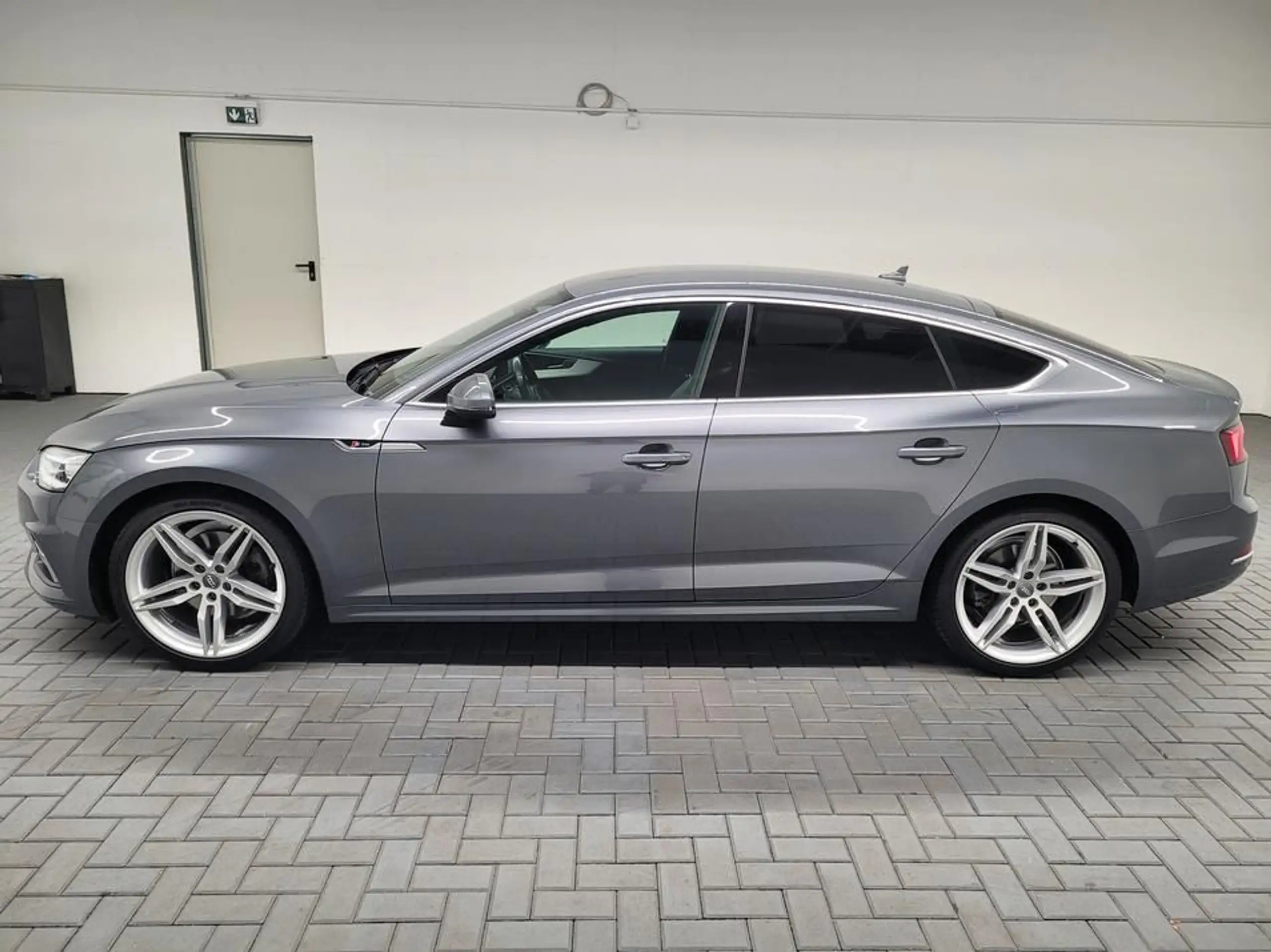 Audi - A5