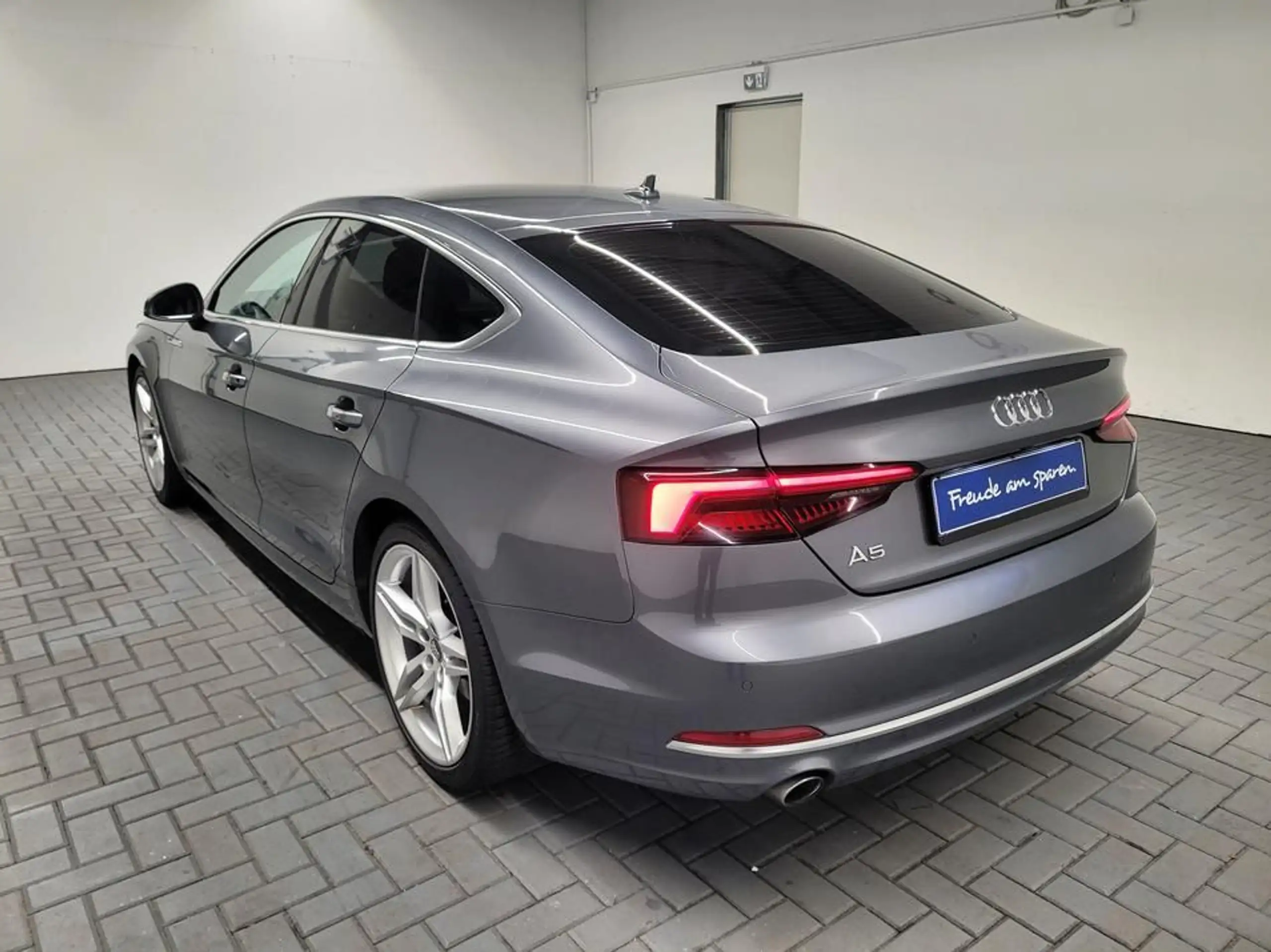 Audi - A5