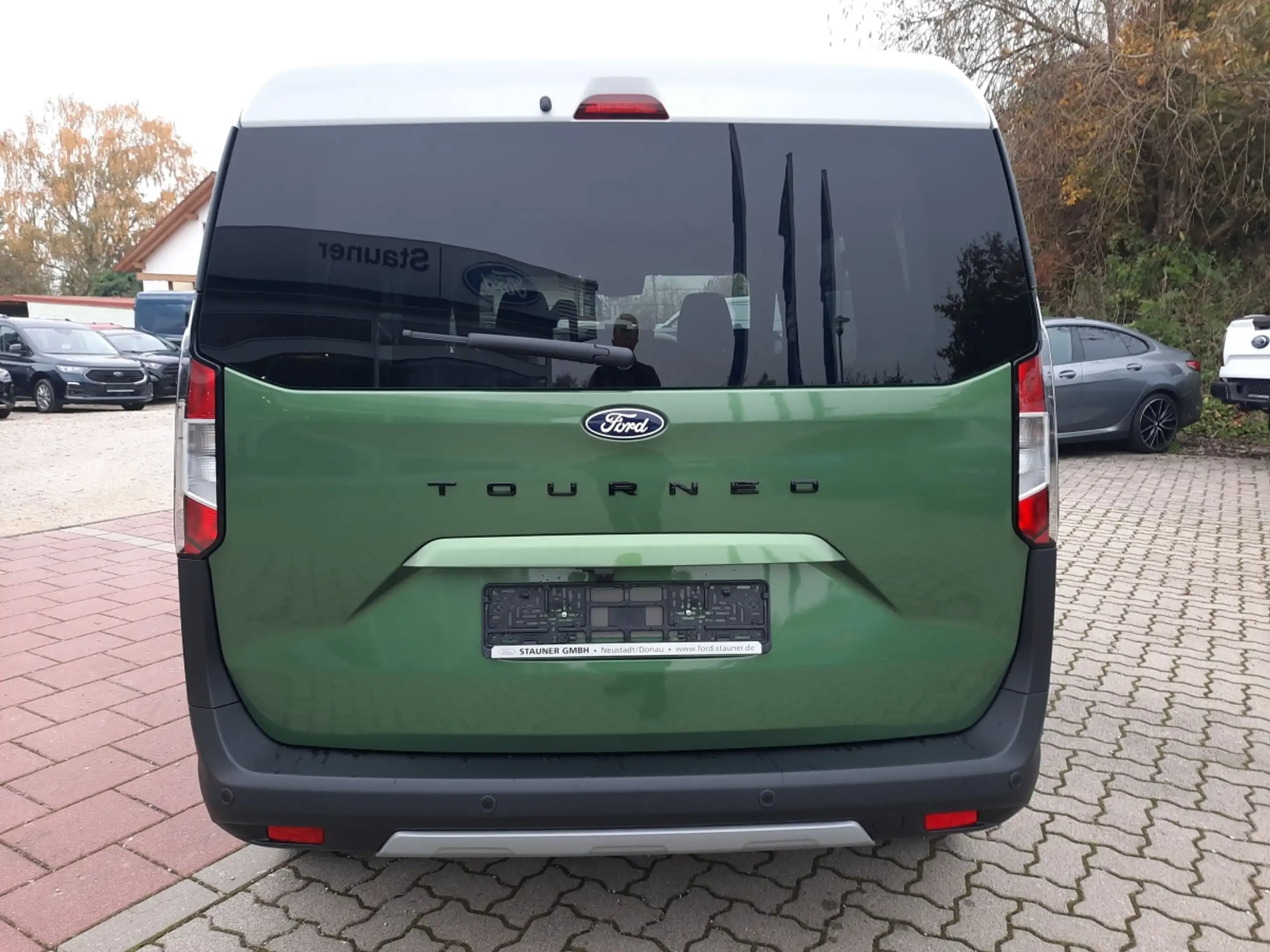 Ford - Tourneo Courier