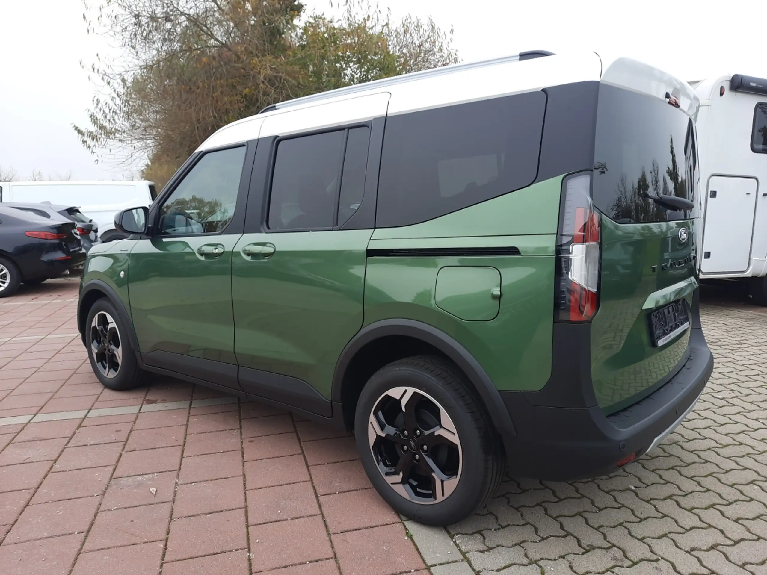 Ford - Tourneo Courier