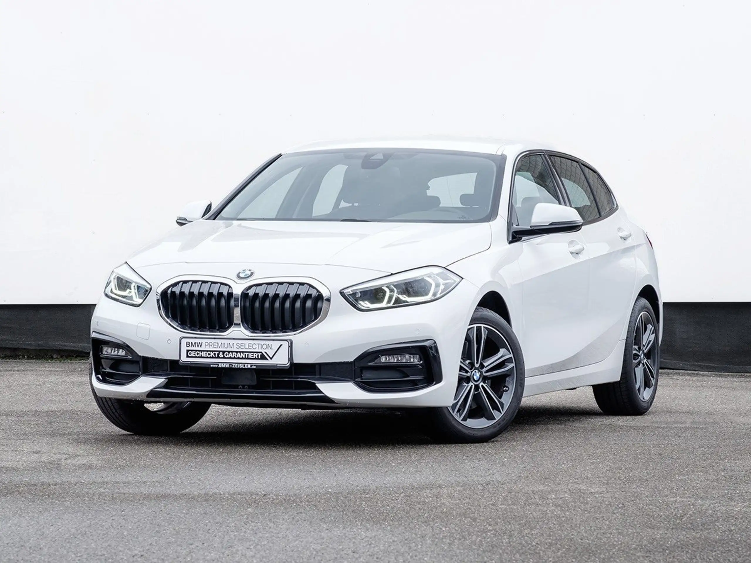 BMW 118 2024