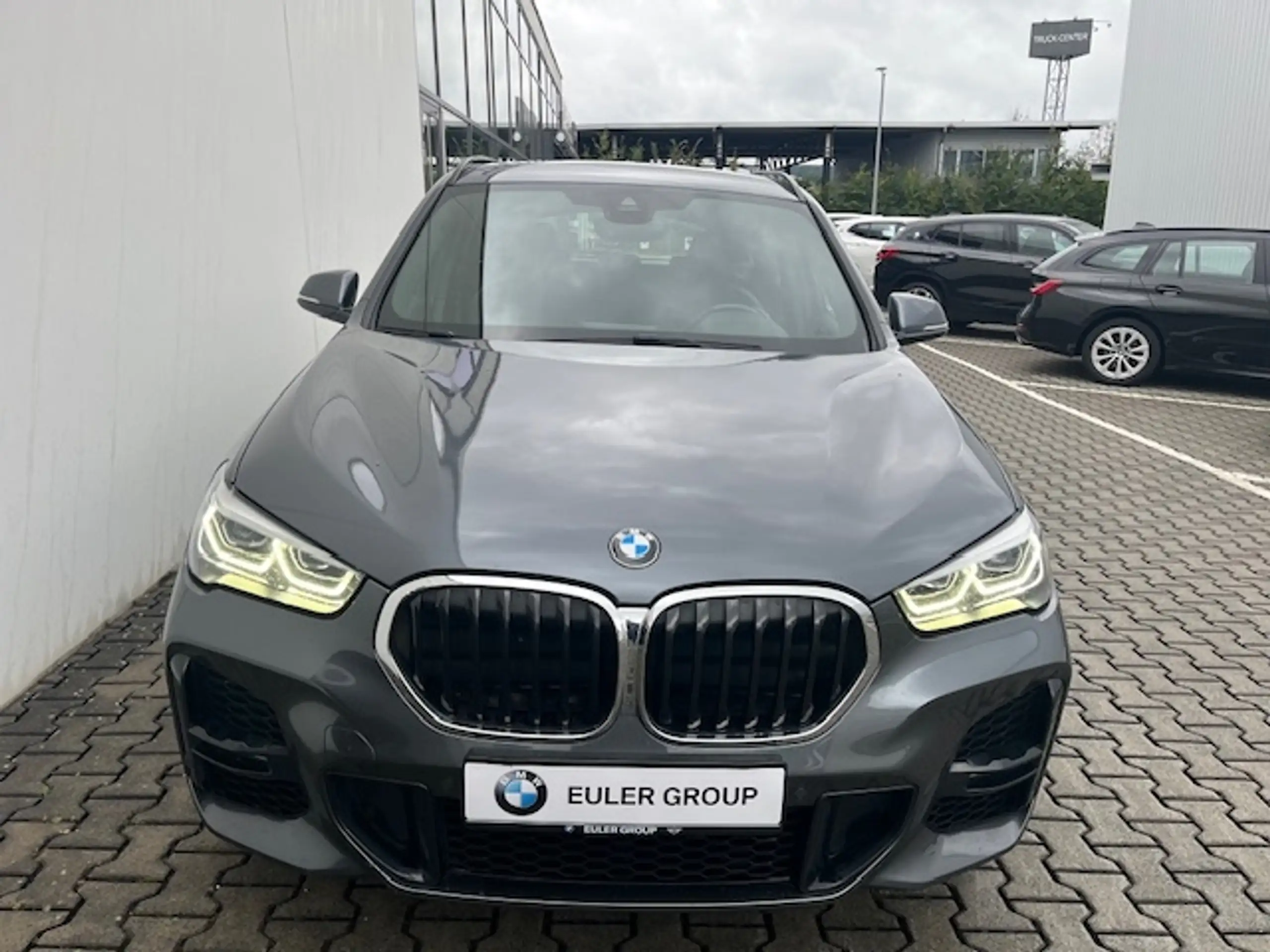 BMW - X1