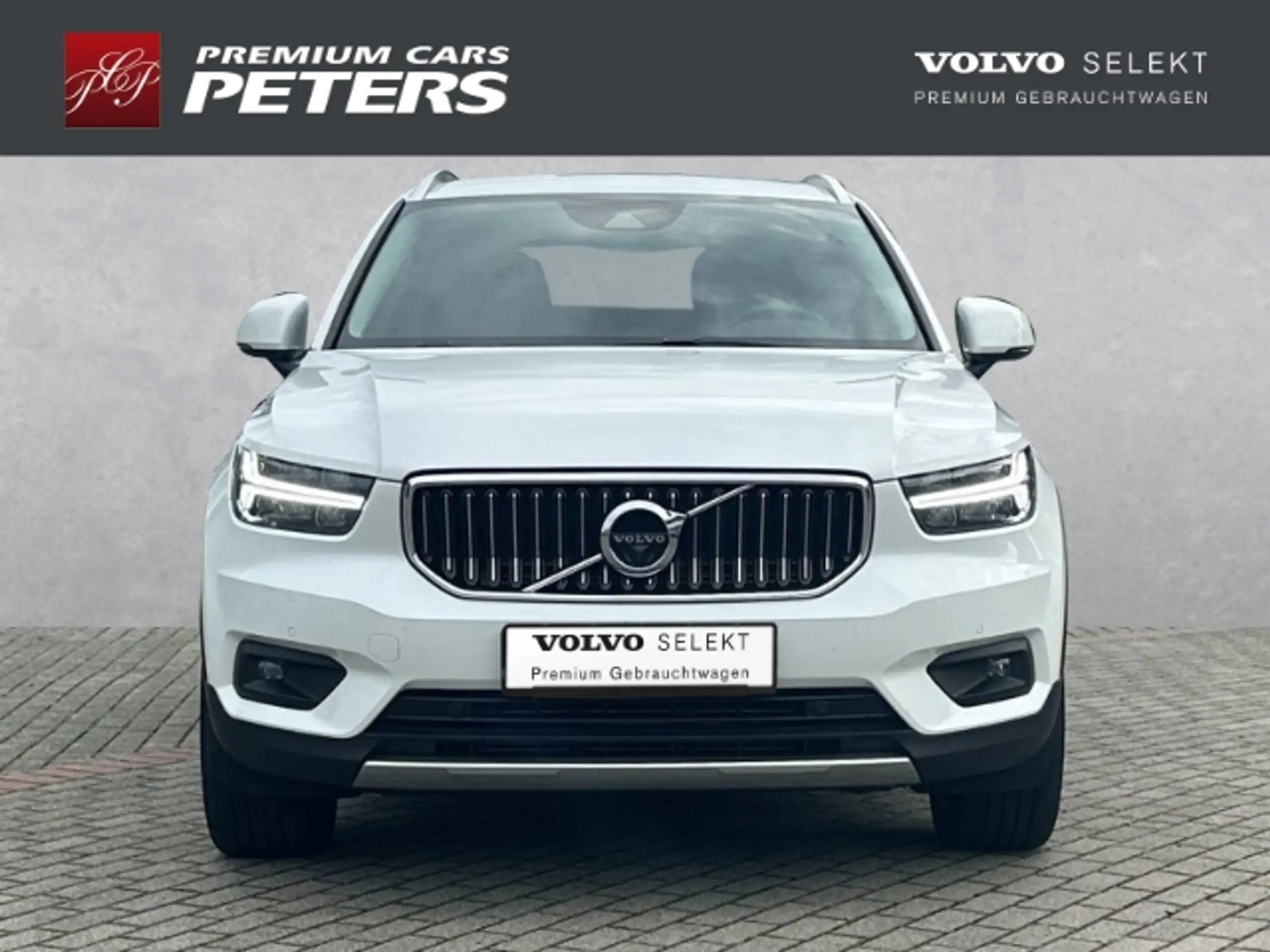 Volvo - XC40