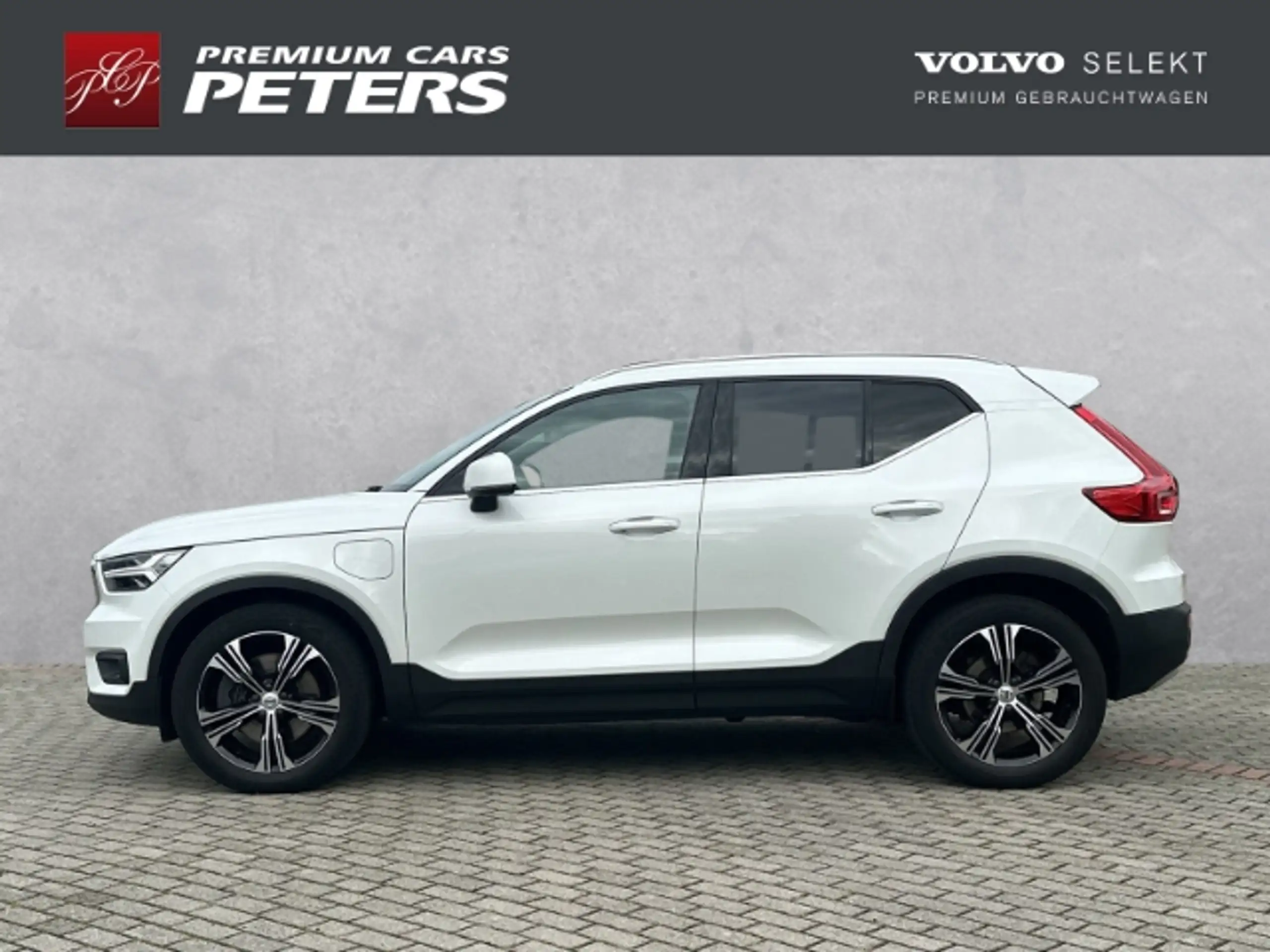 Volvo - XC40