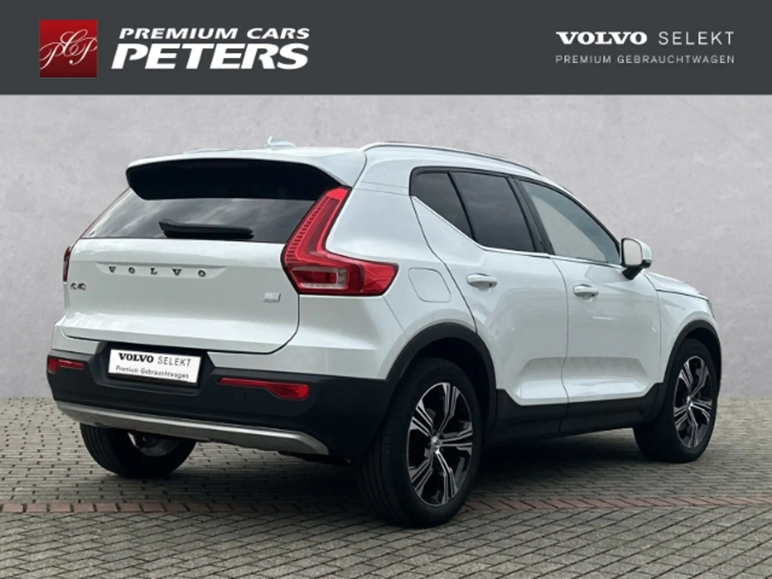 Volvo - XC40