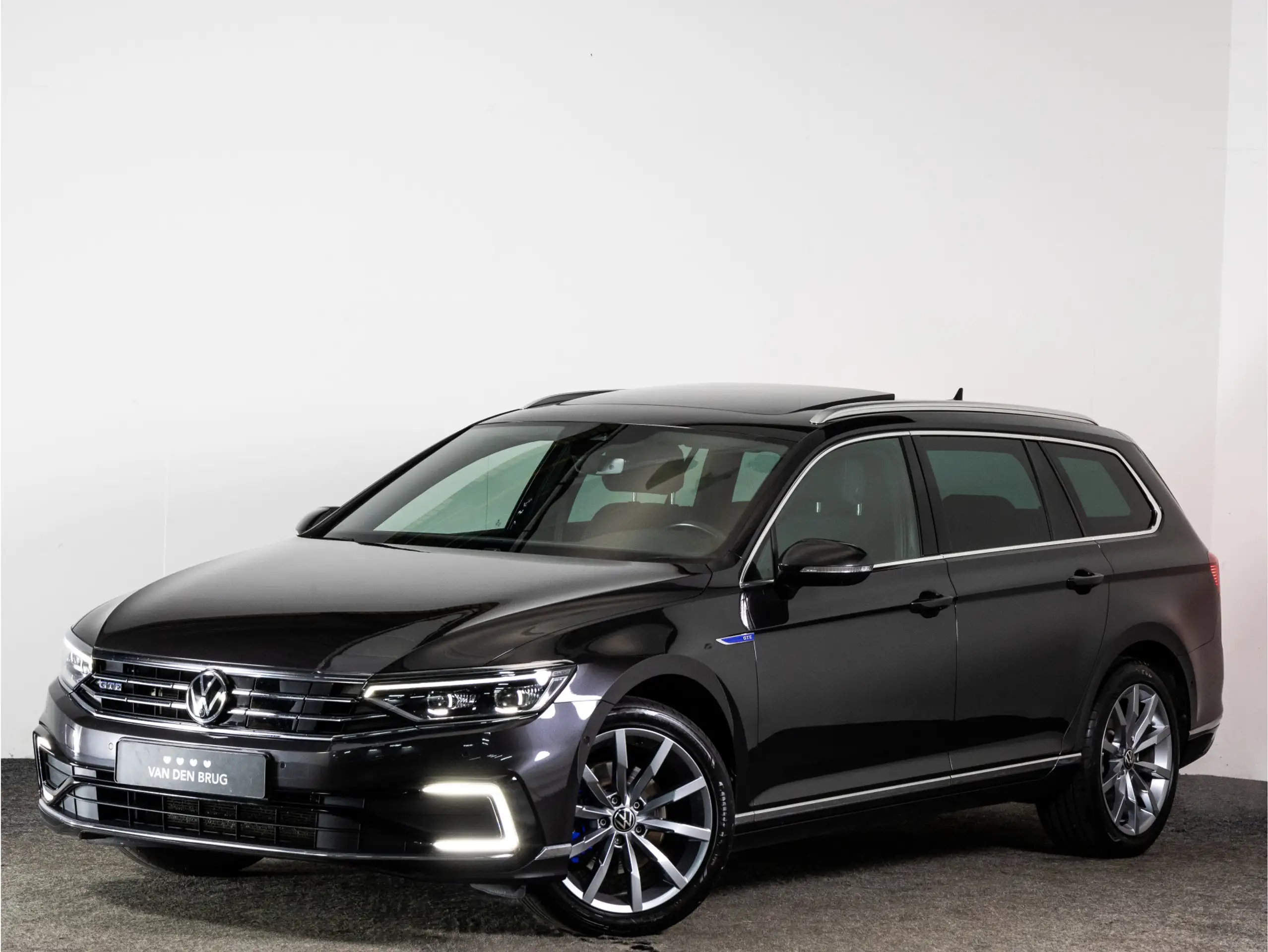 Volkswagen - Passat Variant