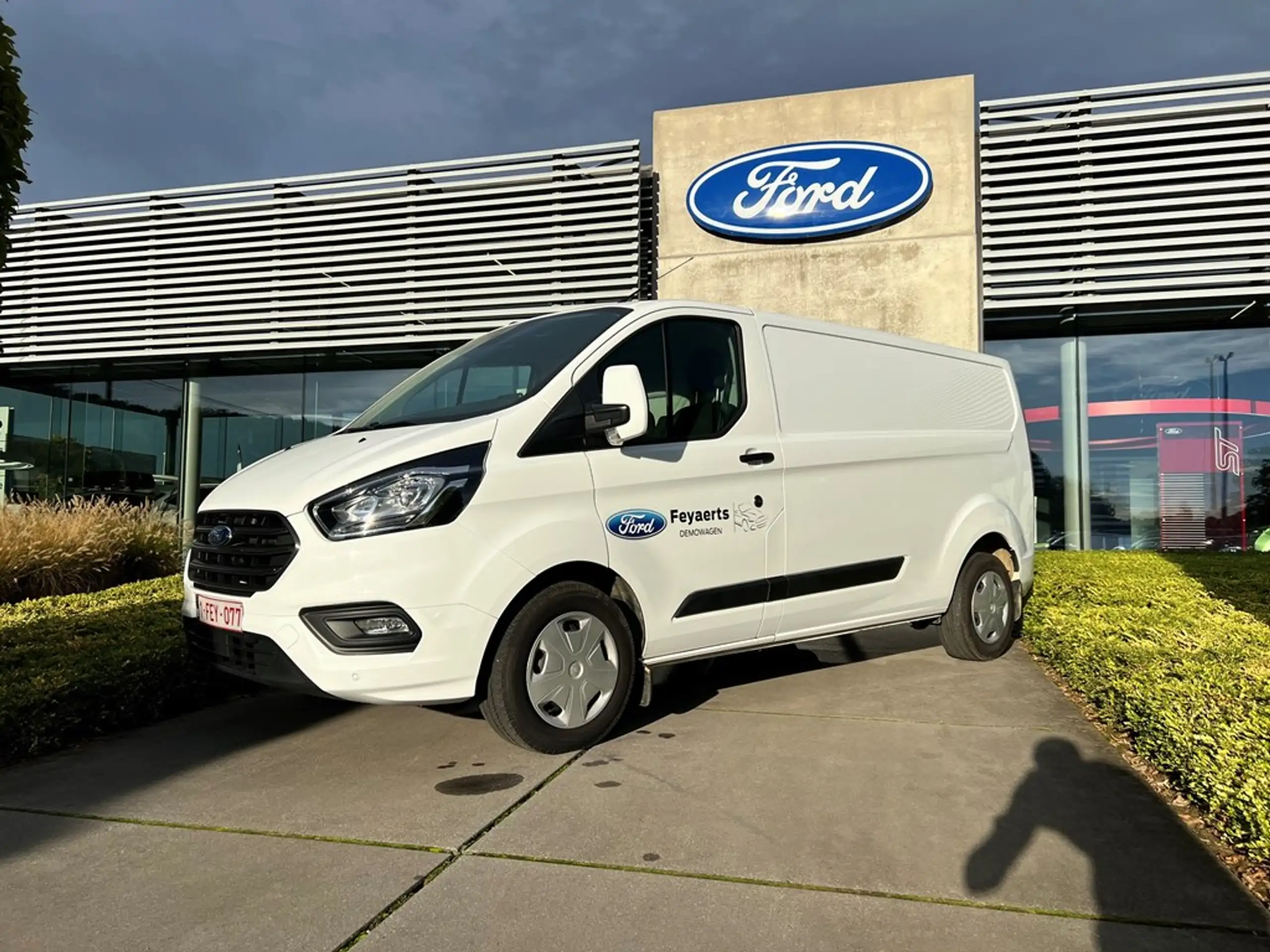 Ford - Transit Custom