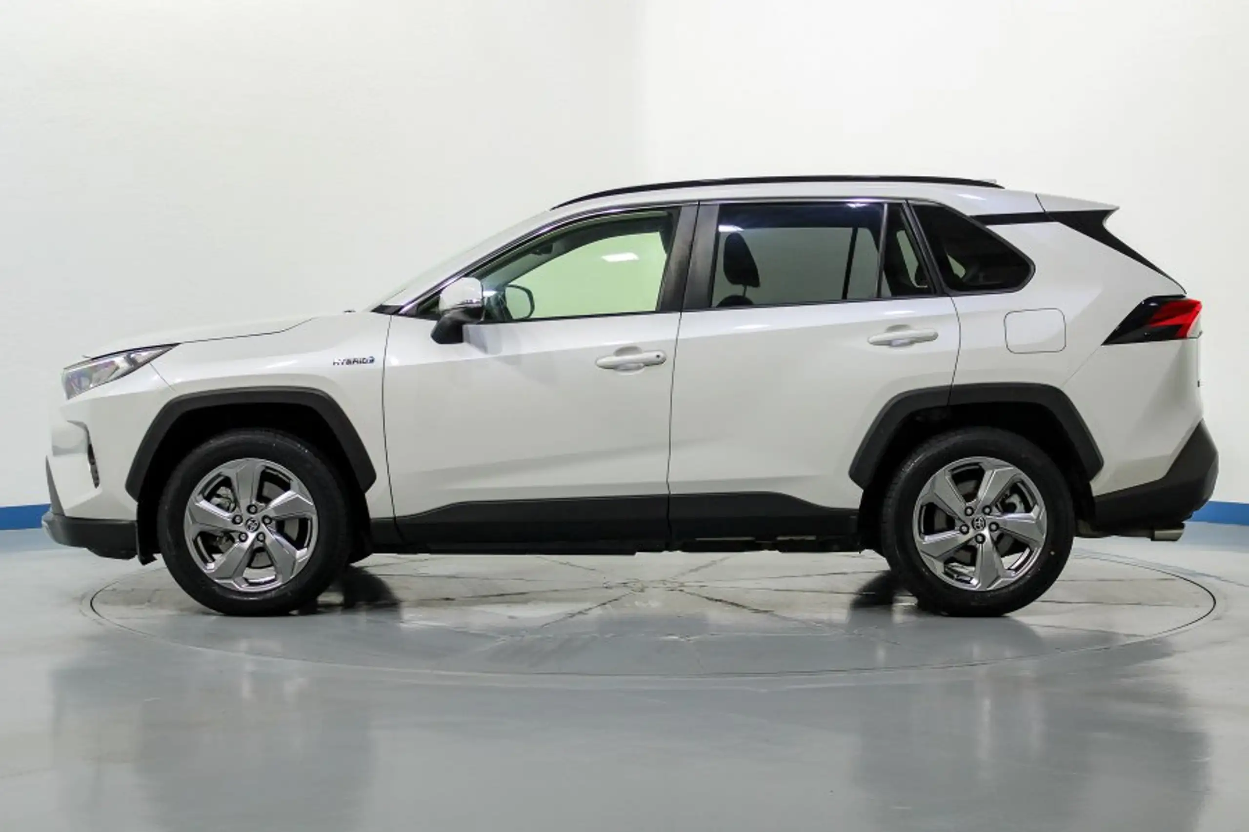 Toyota - RAV 4