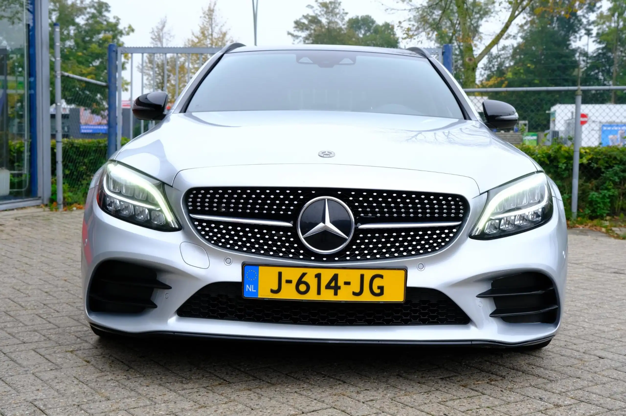 Mercedes-Benz - C 300