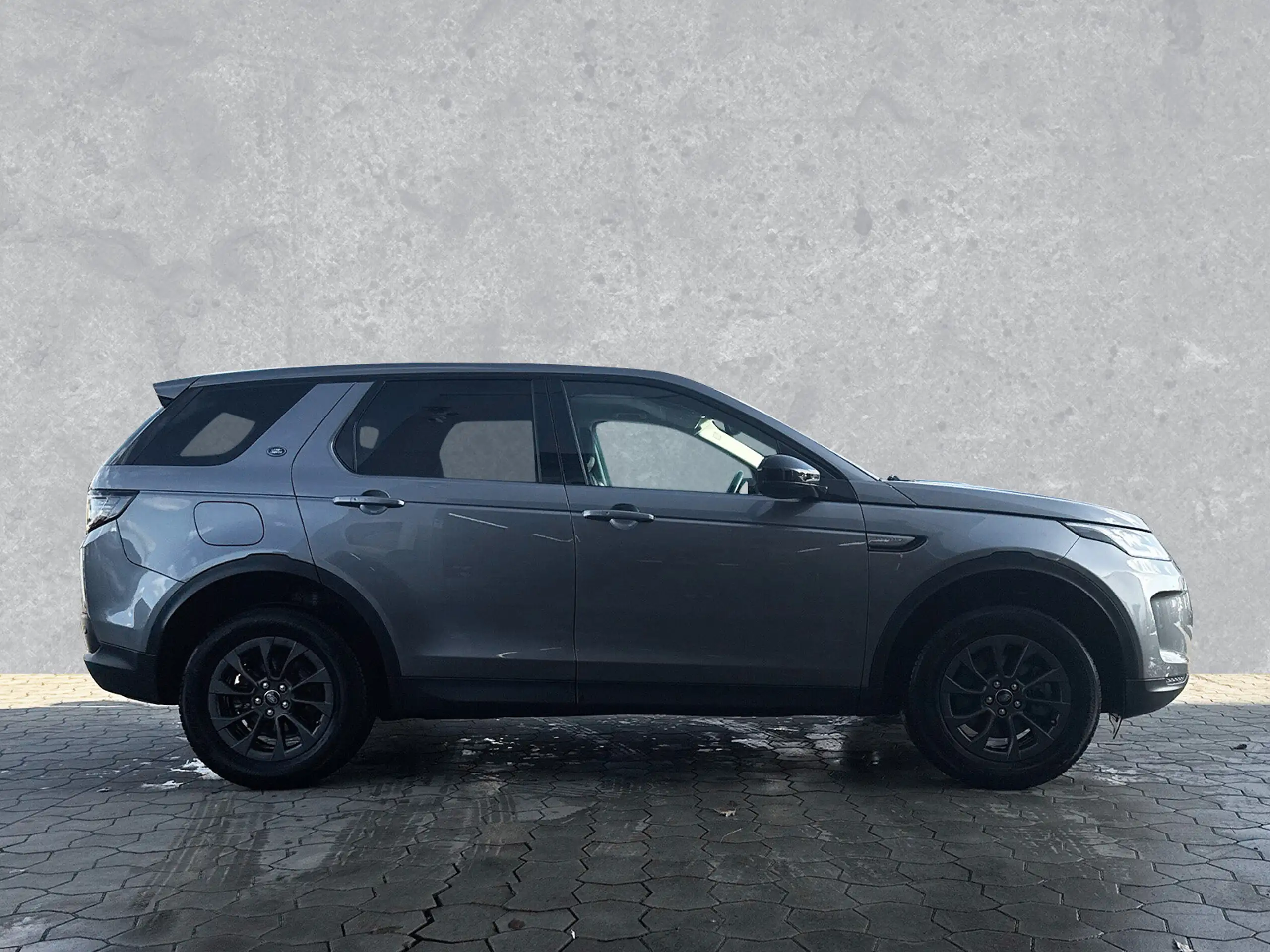 Land Rover - Discovery Sport