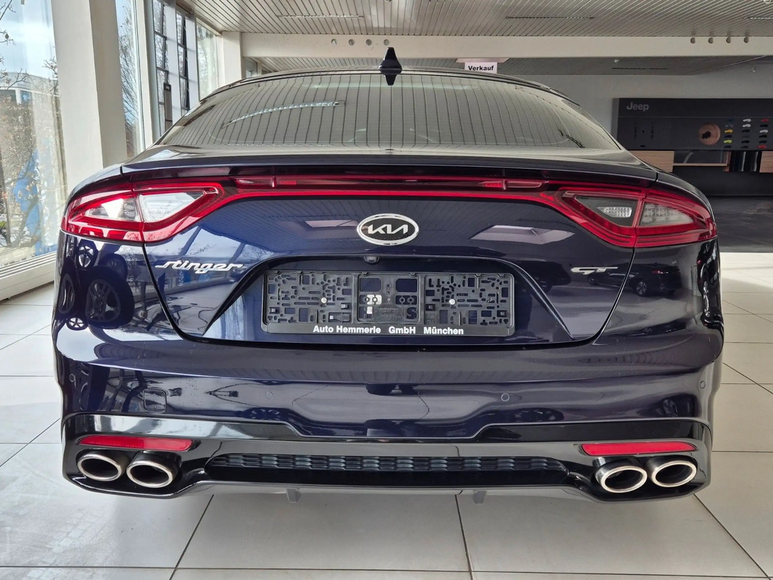 Kia - Stinger