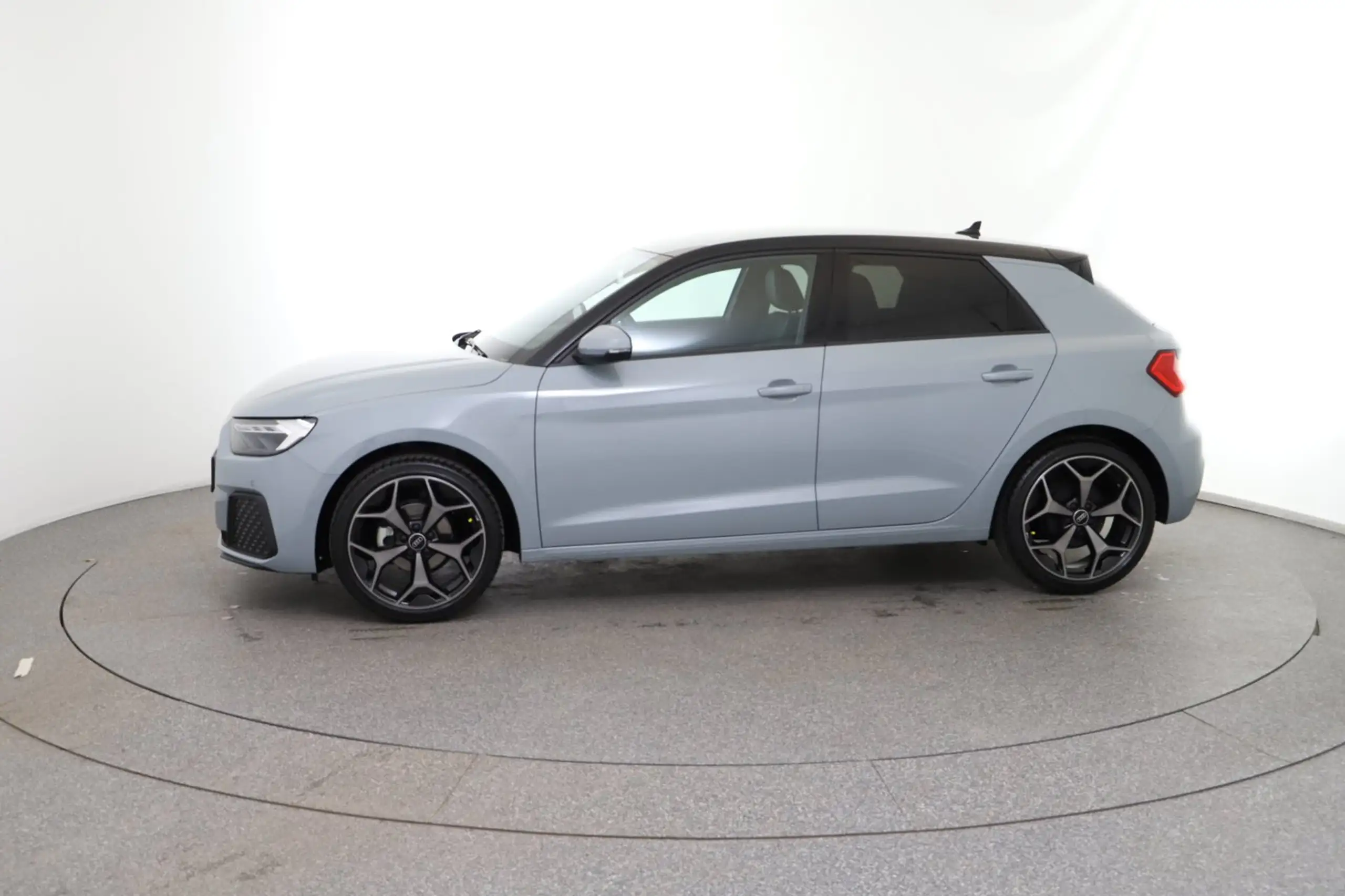 Audi - A1