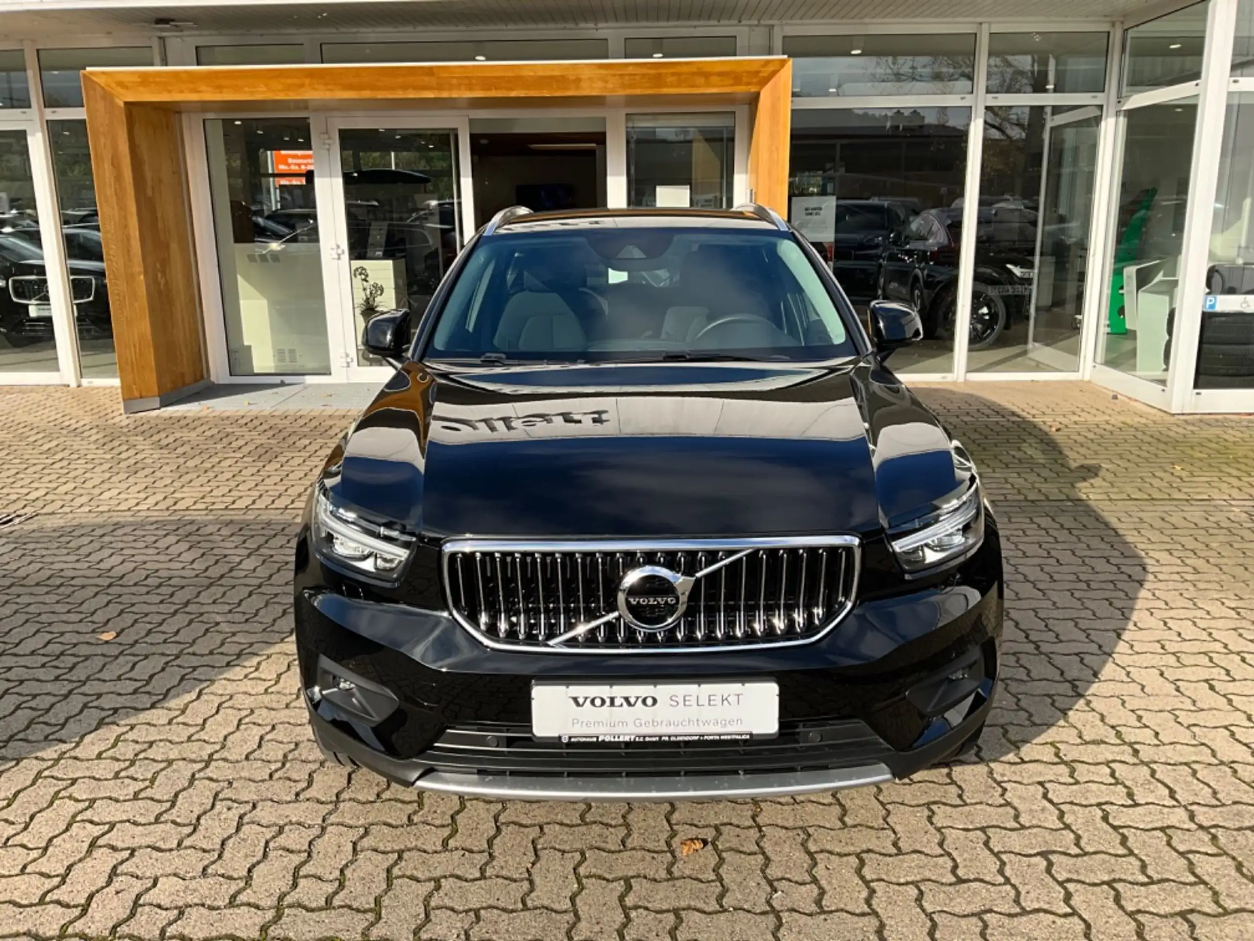 Volvo - XC40