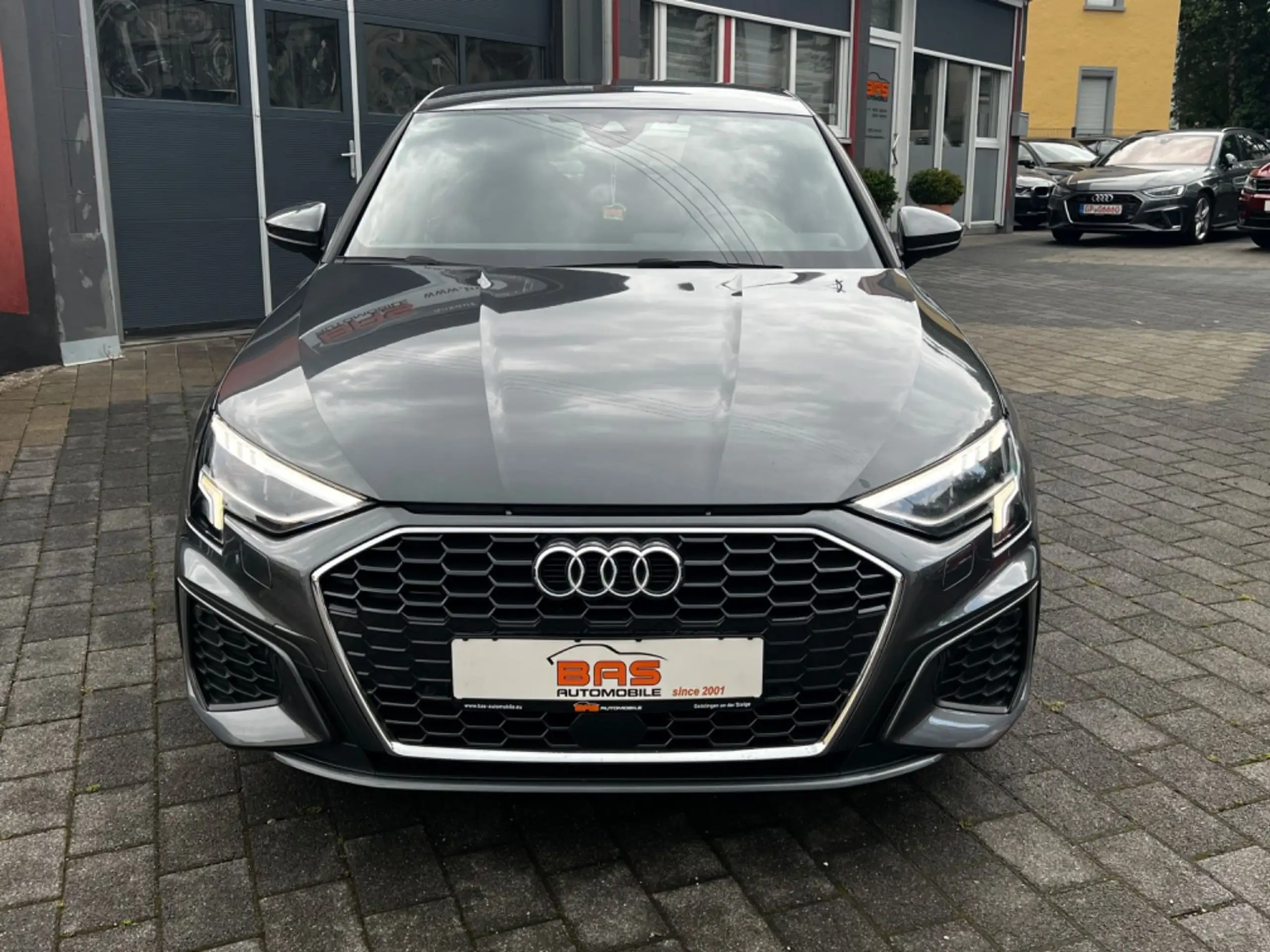 Audi - A3