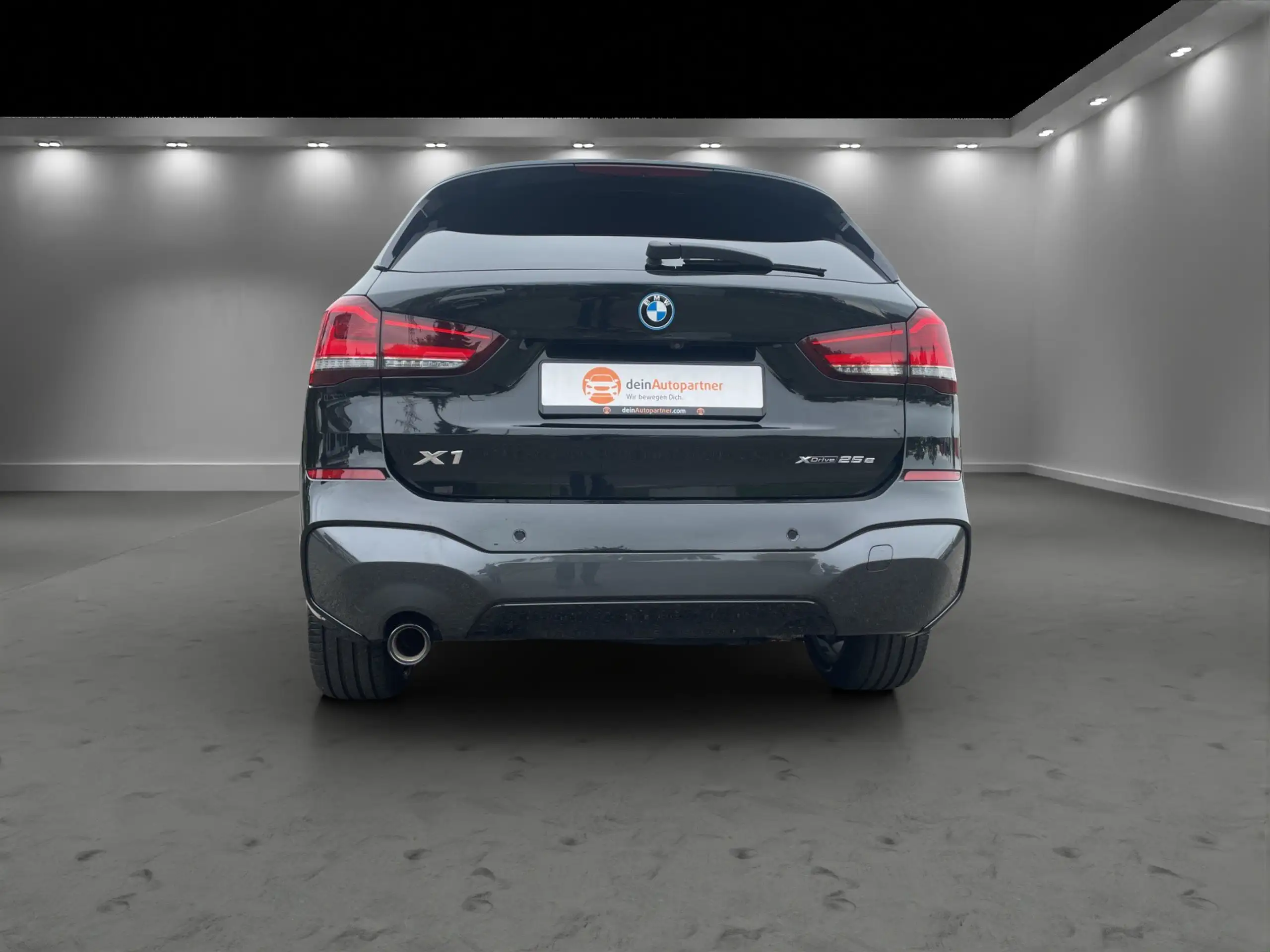 BMW - X1