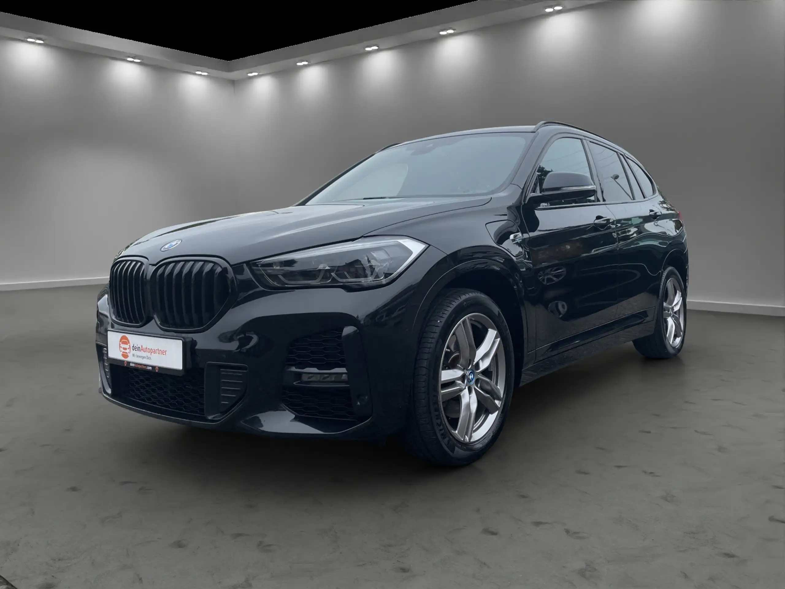 BMW - X1