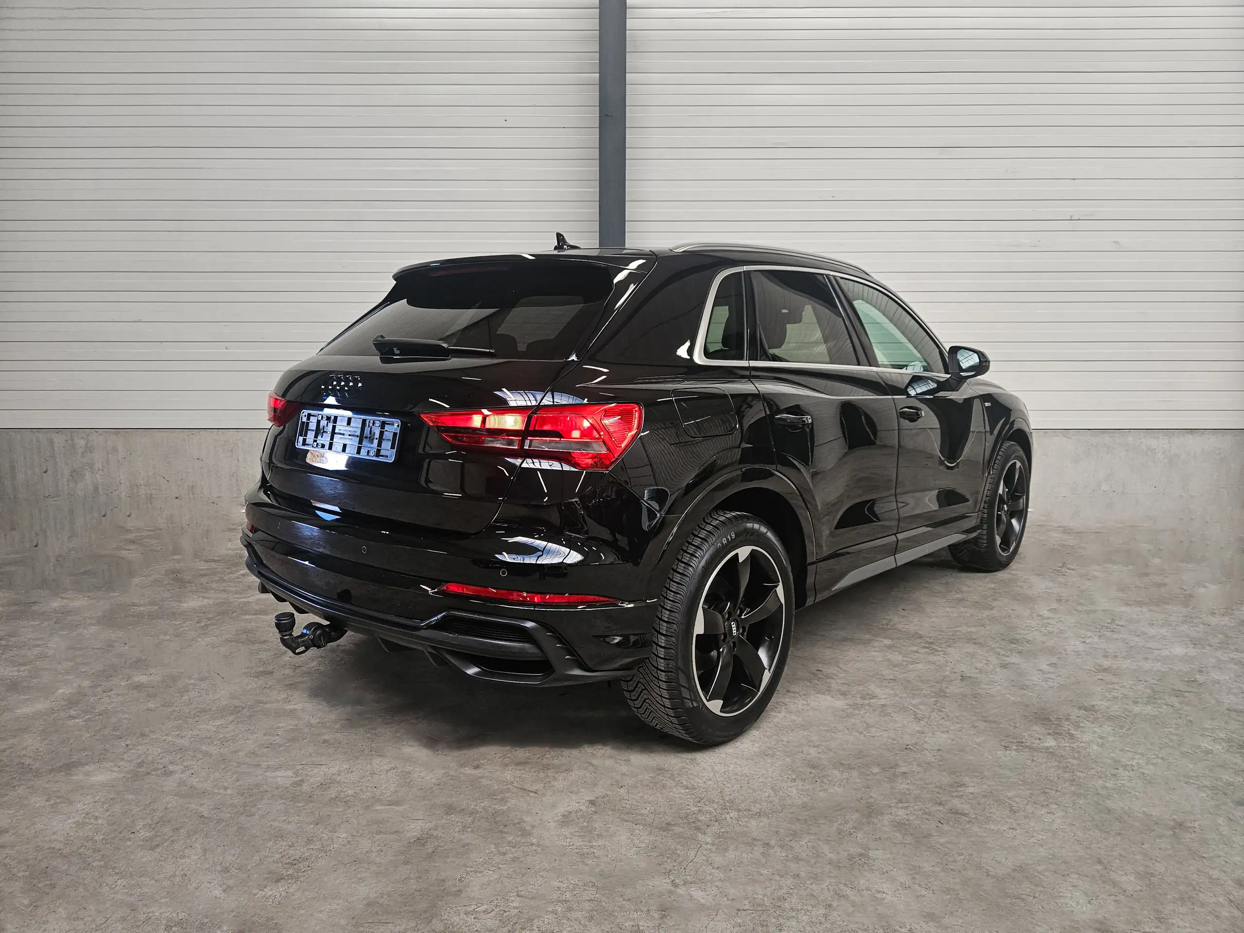 Audi - Q3