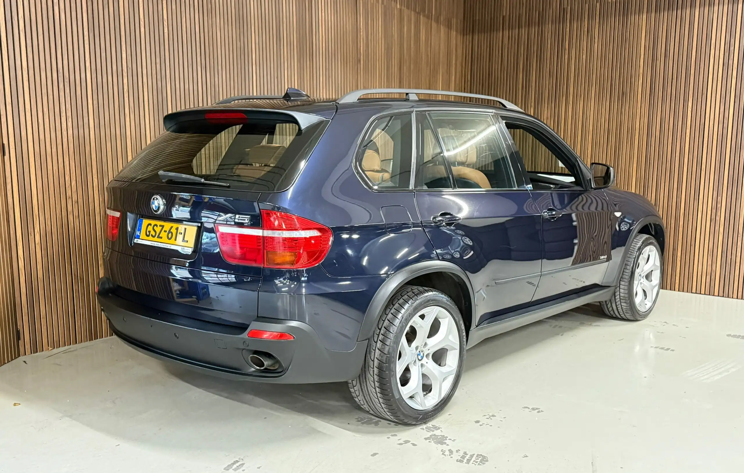 BMW - X5