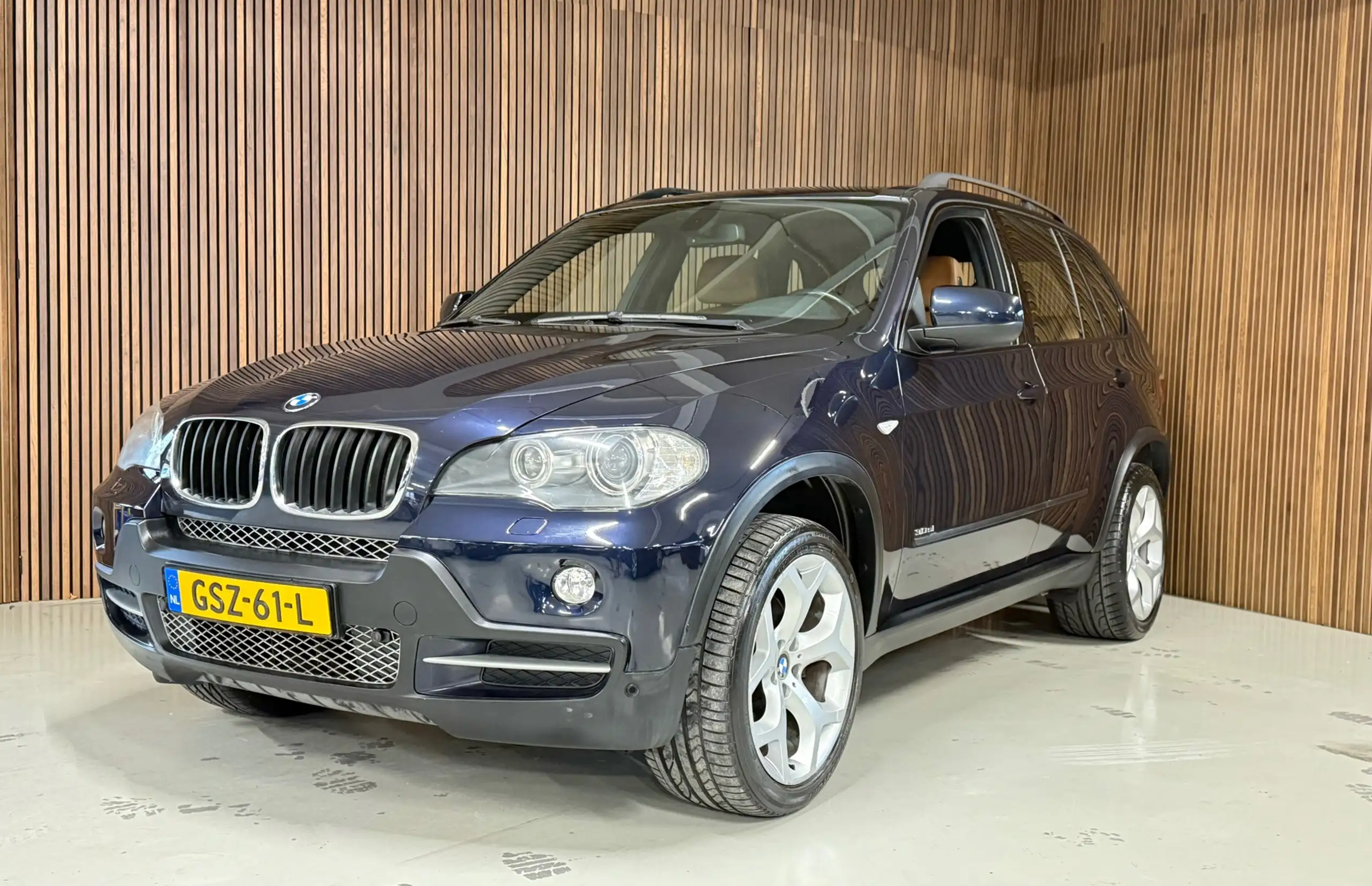 BMW - X5