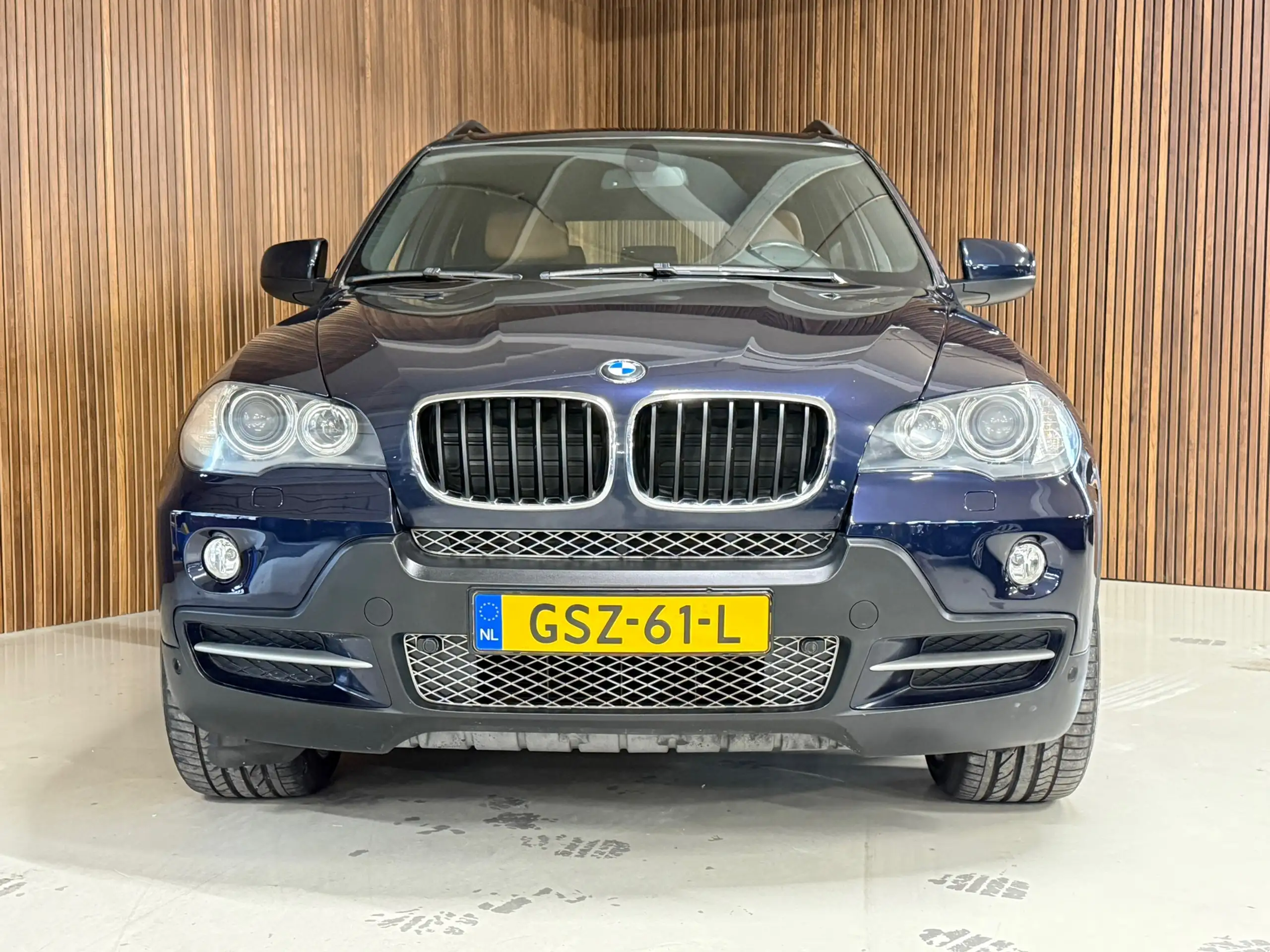 BMW - X5