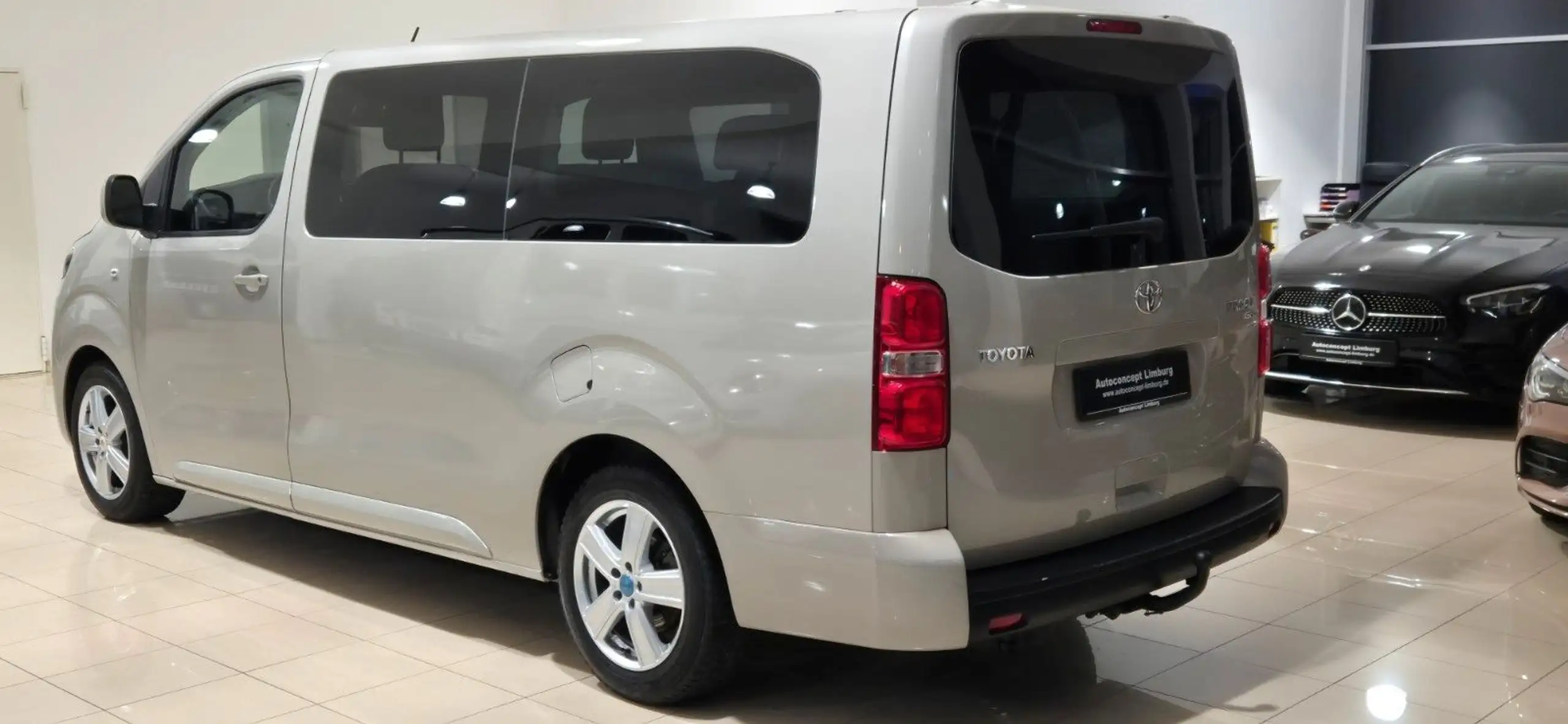 Toyota - Proace