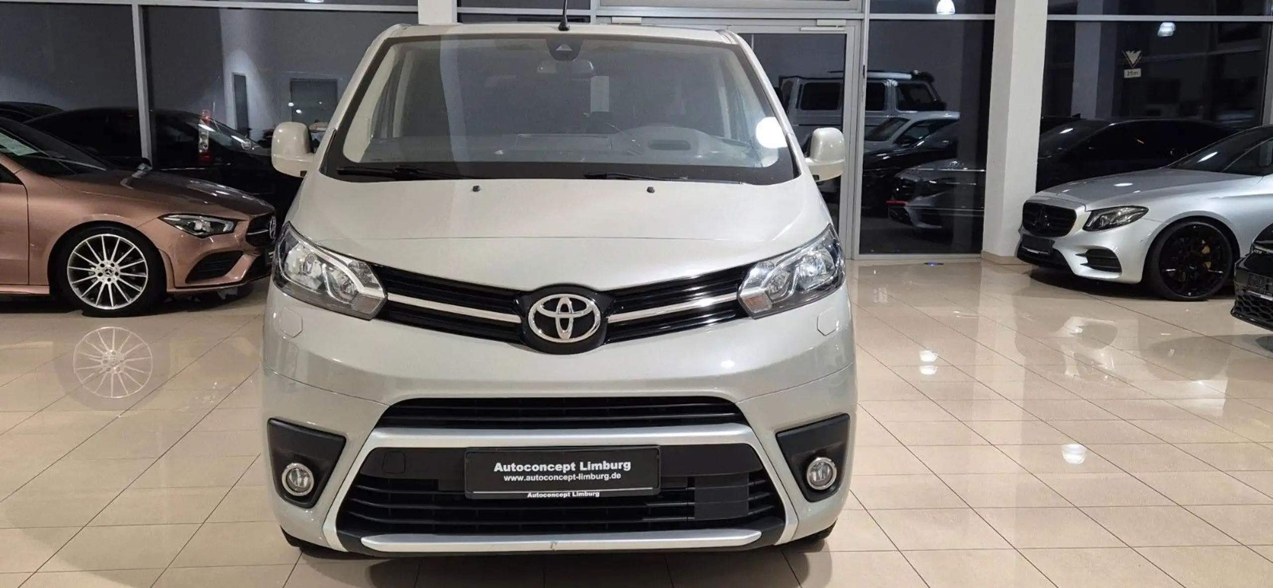 Toyota - Proace