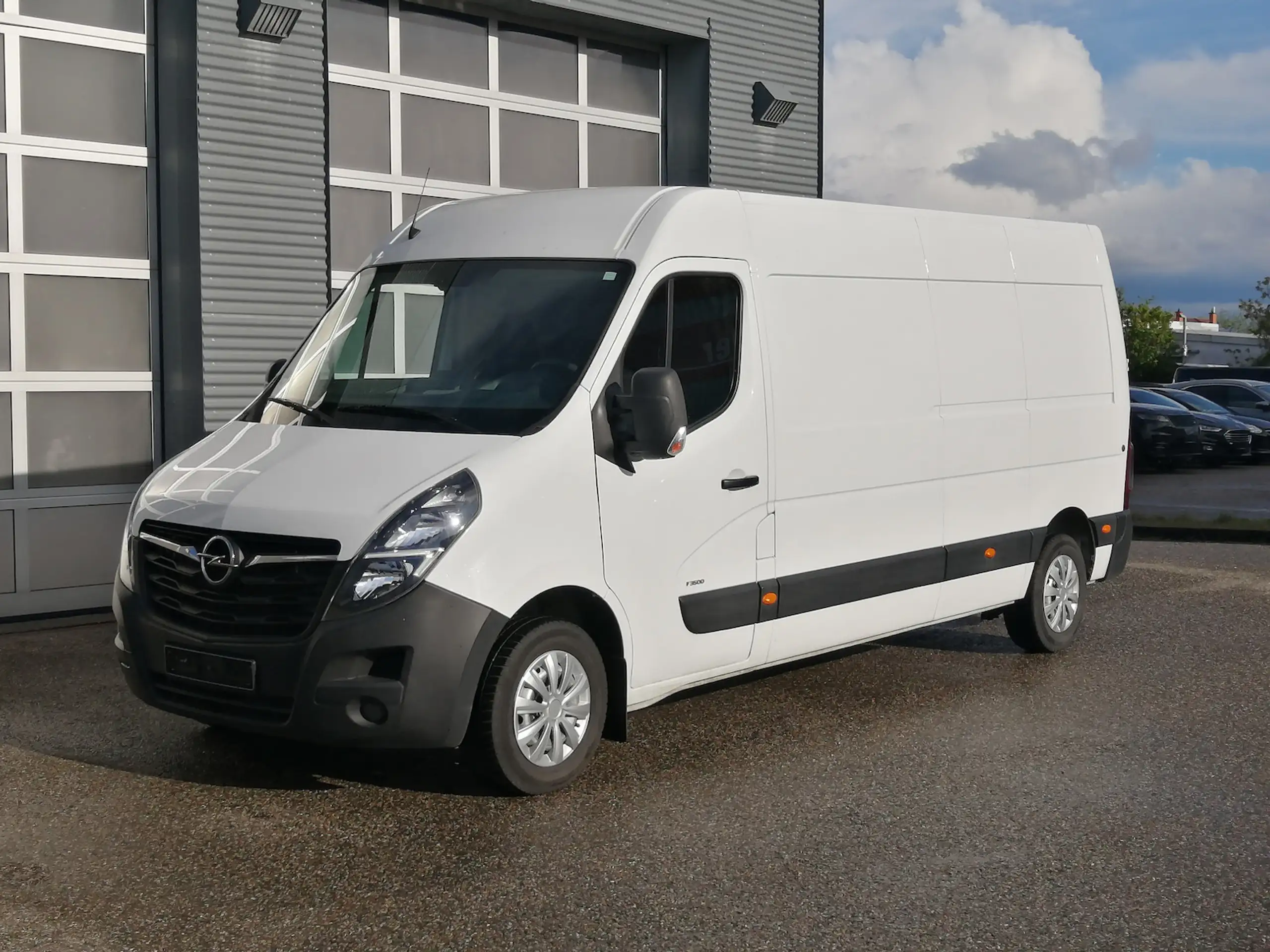 Opel Movano 2021