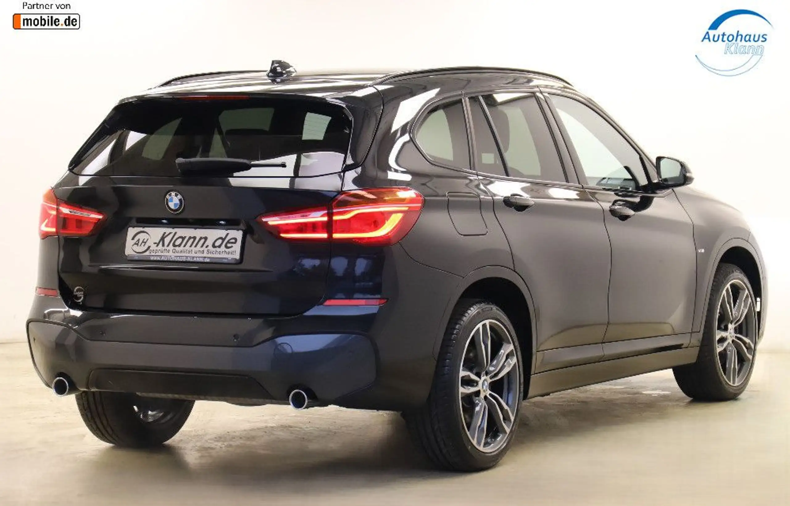 BMW - X1