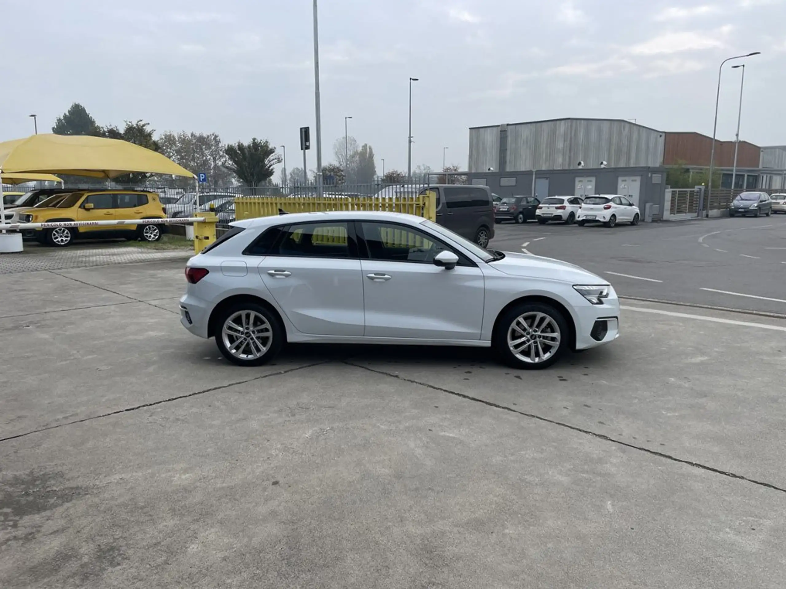 Audi - A3