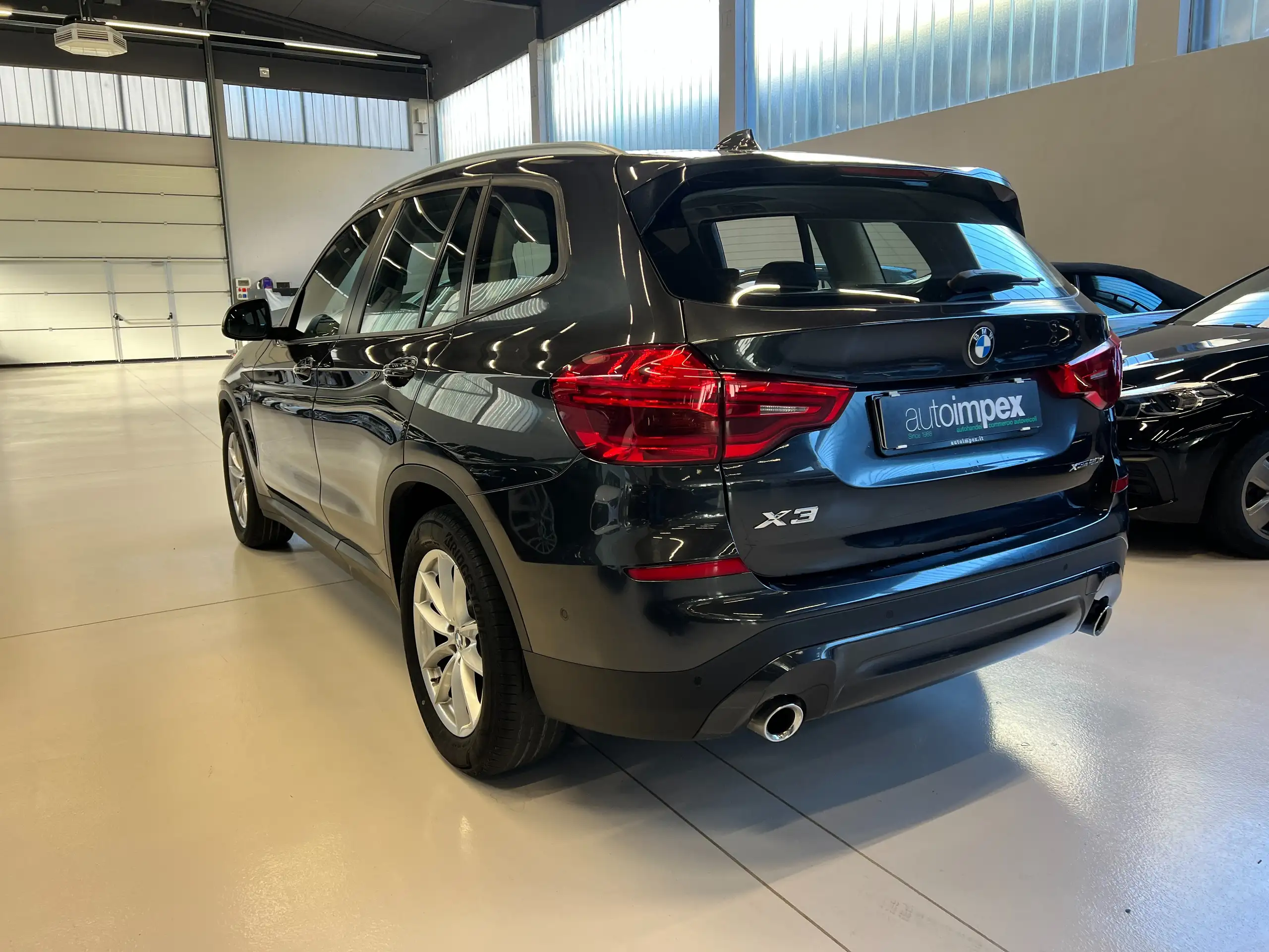 BMW - X3