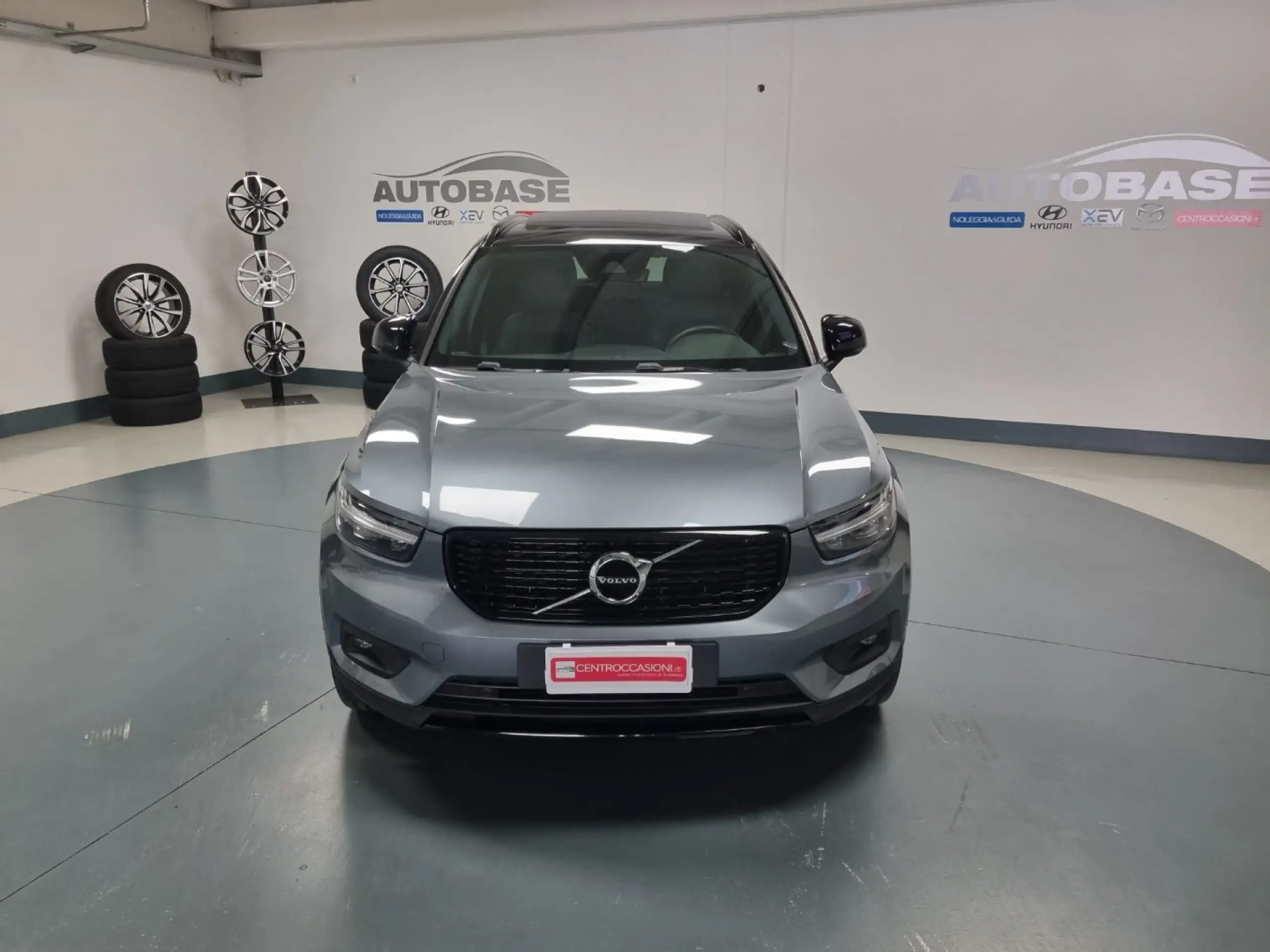 Volvo - XC40